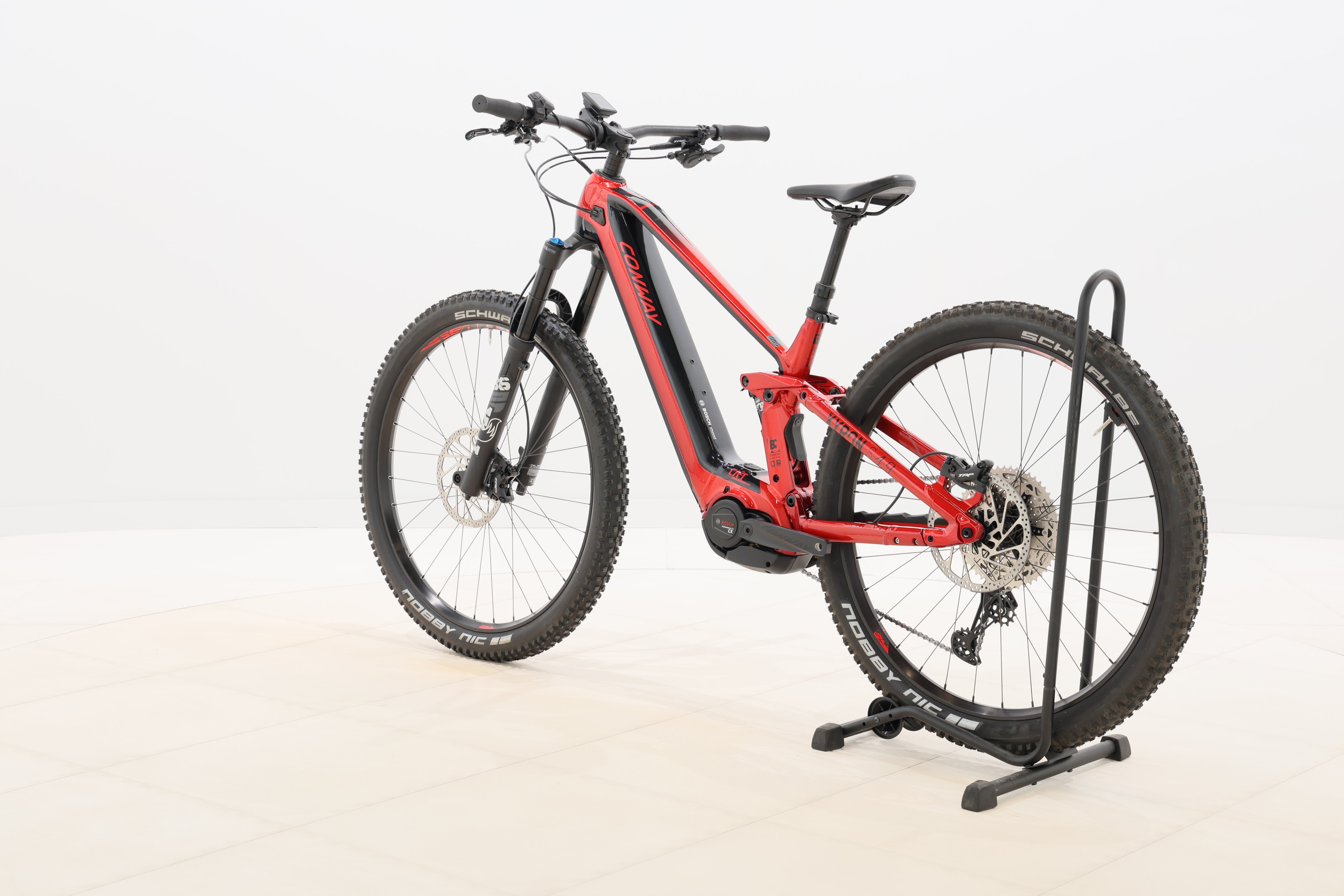 687fb070-4d35-4167-a285-320132f5200e