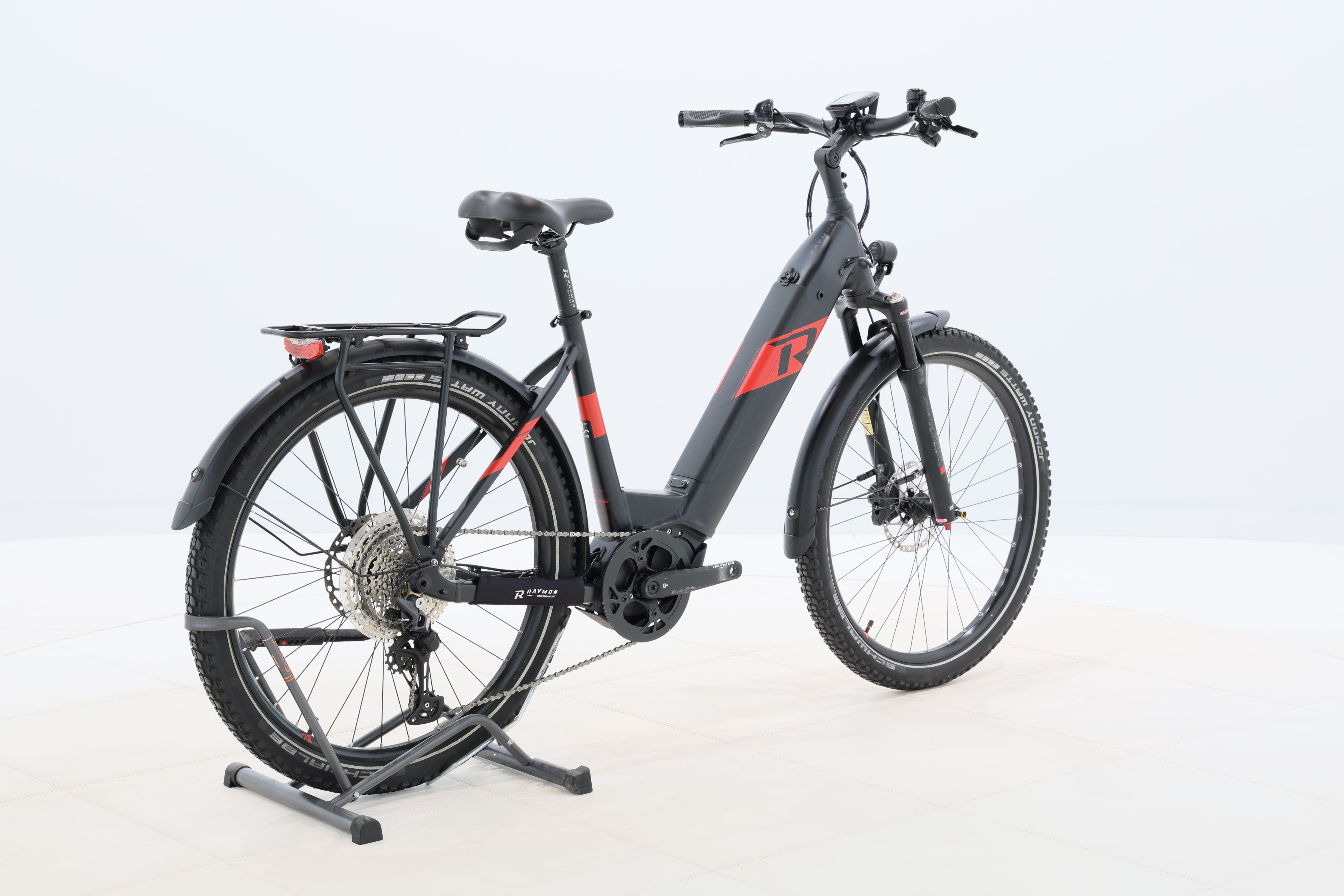 a18d7343-30aa-4127-85cc-a6cd5afe1c70