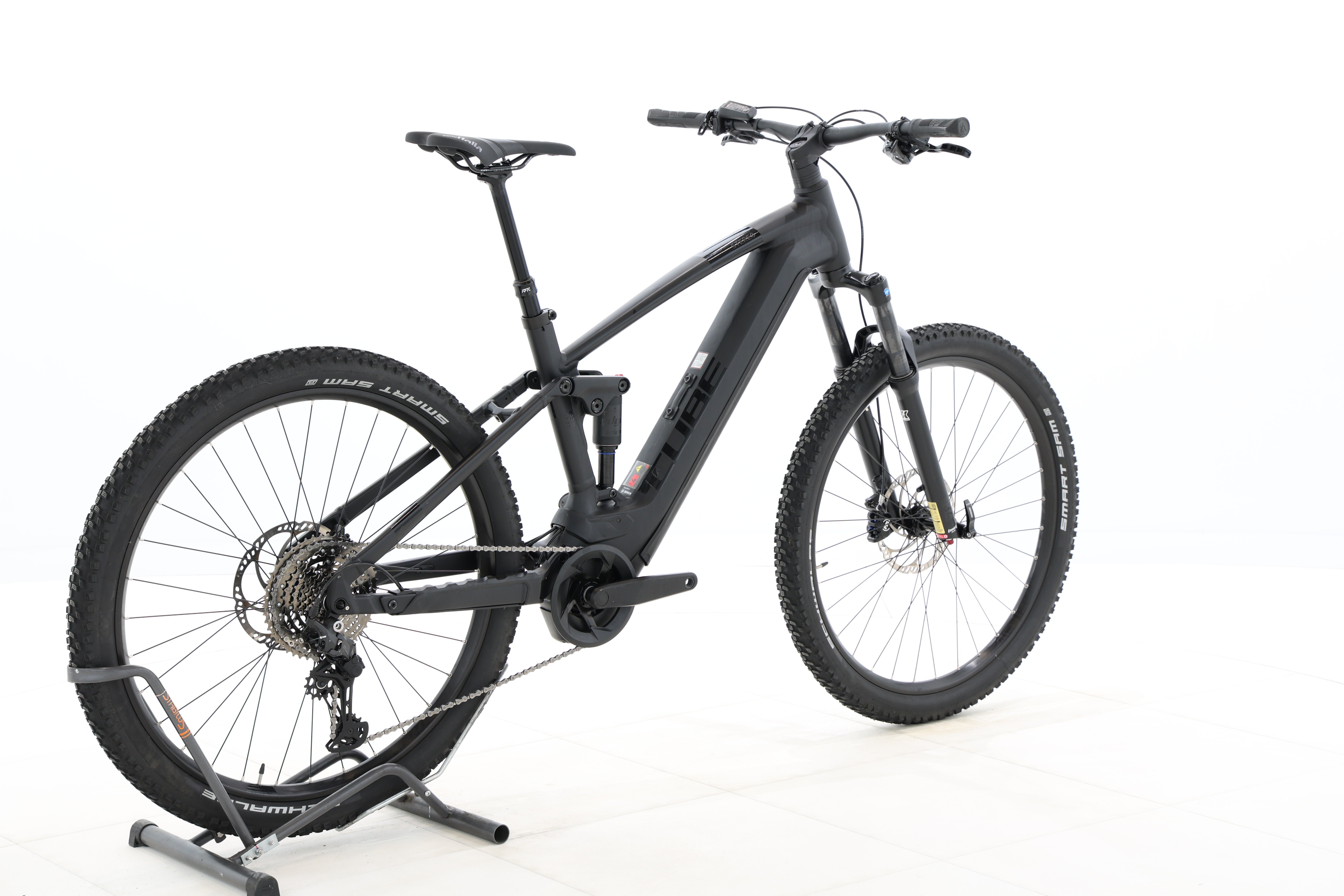 402c21ad-b475-467b-ab94-2378e25e84b8