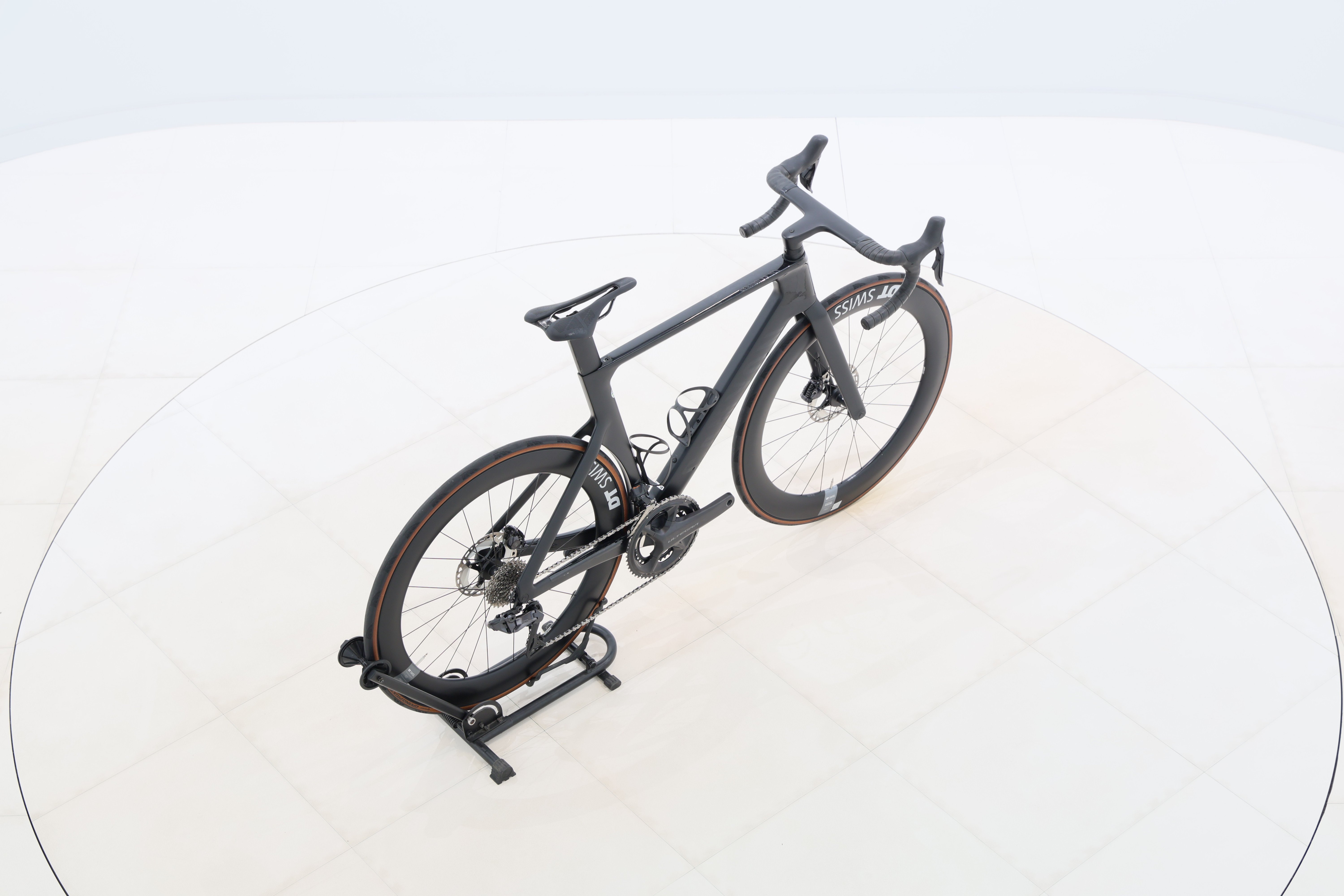 c5d03d8e-141c-4cee-a289-2f4ac3230464