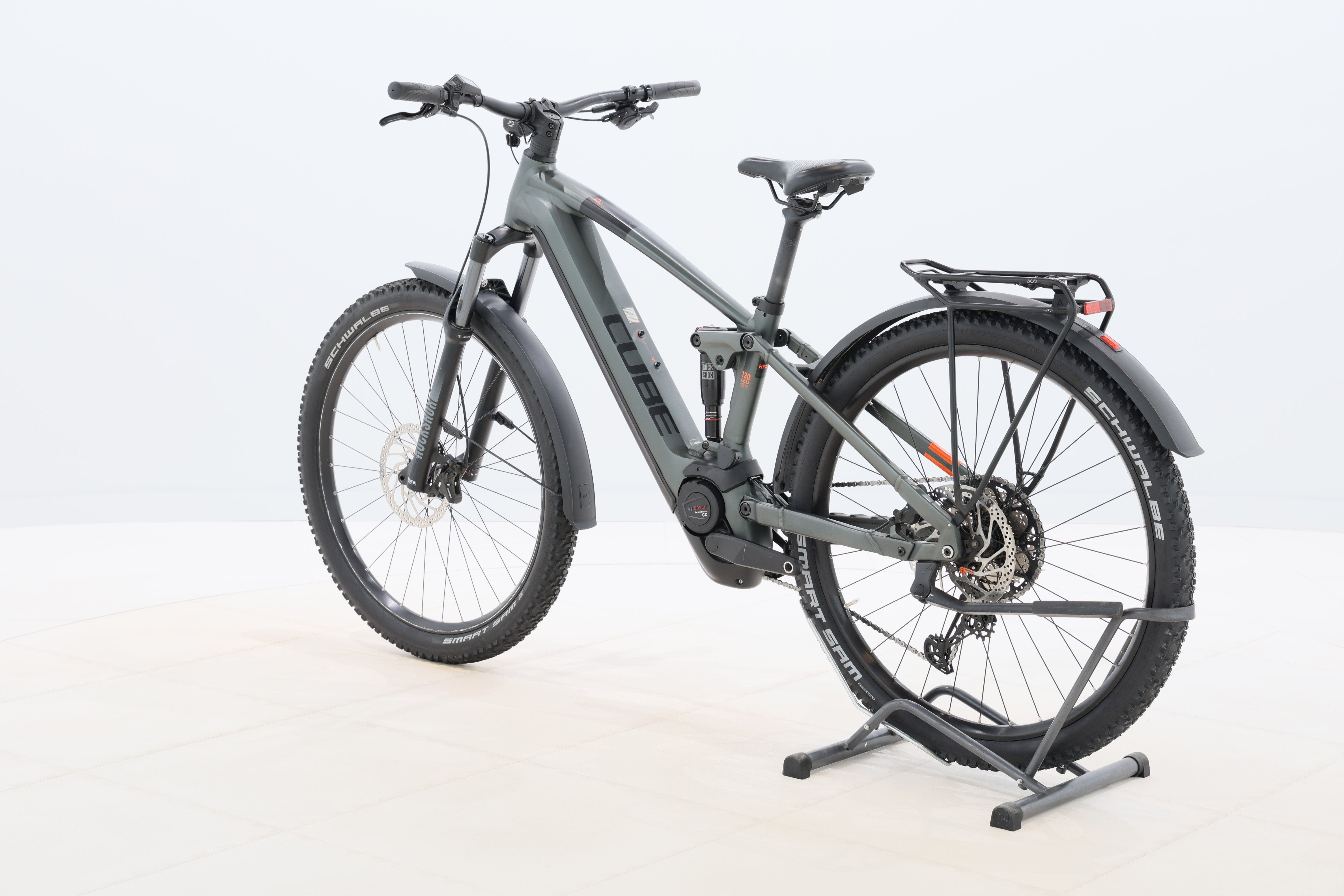 e8a9b0f9-22b8-4f9f-b2eb-4cd12482c344