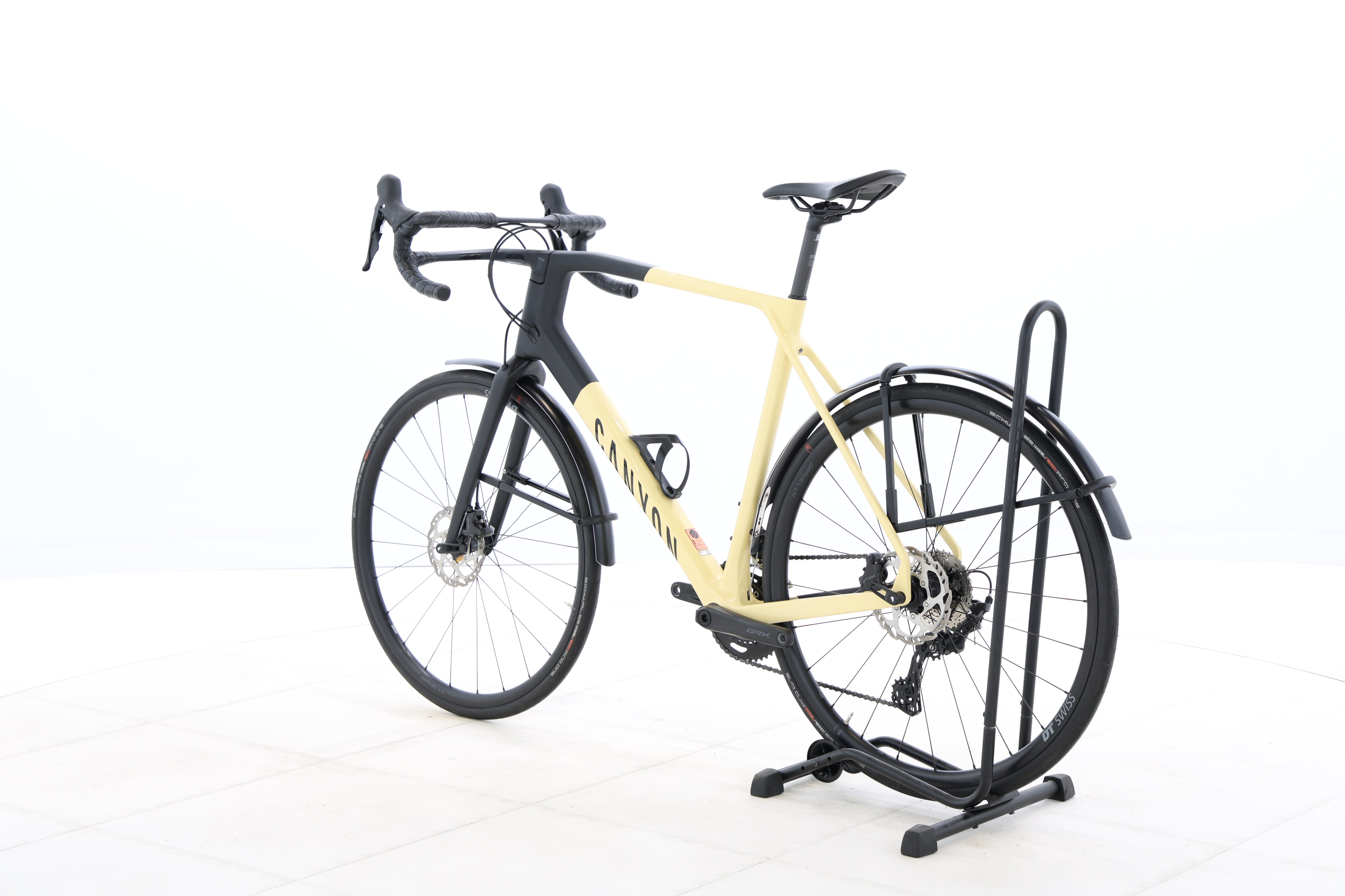 db66d035-20d0-42ee-8e22-357b8de8f27f