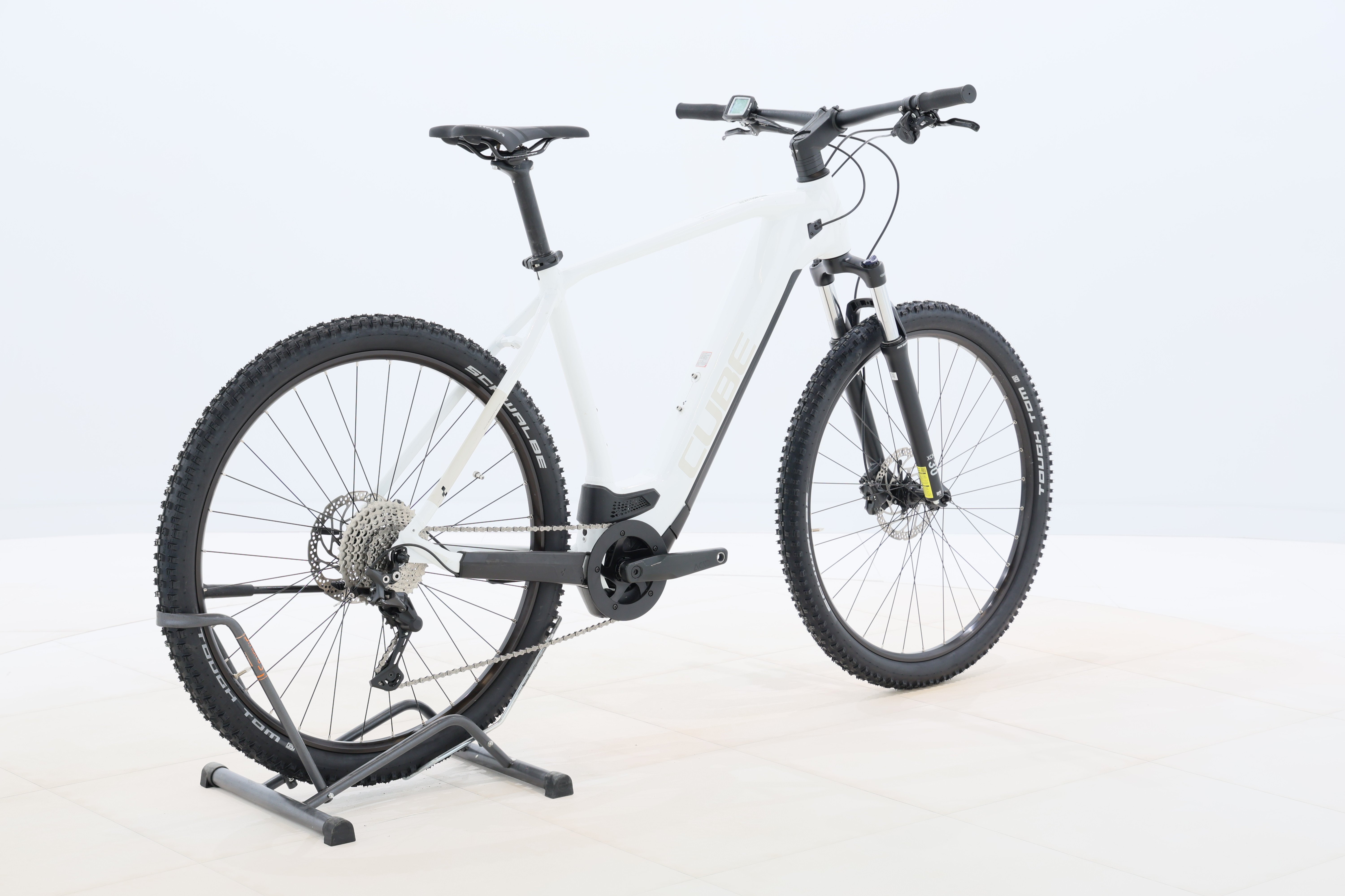 b565c4d6-cd02-49a9-8d44-f15ac71d8fd6