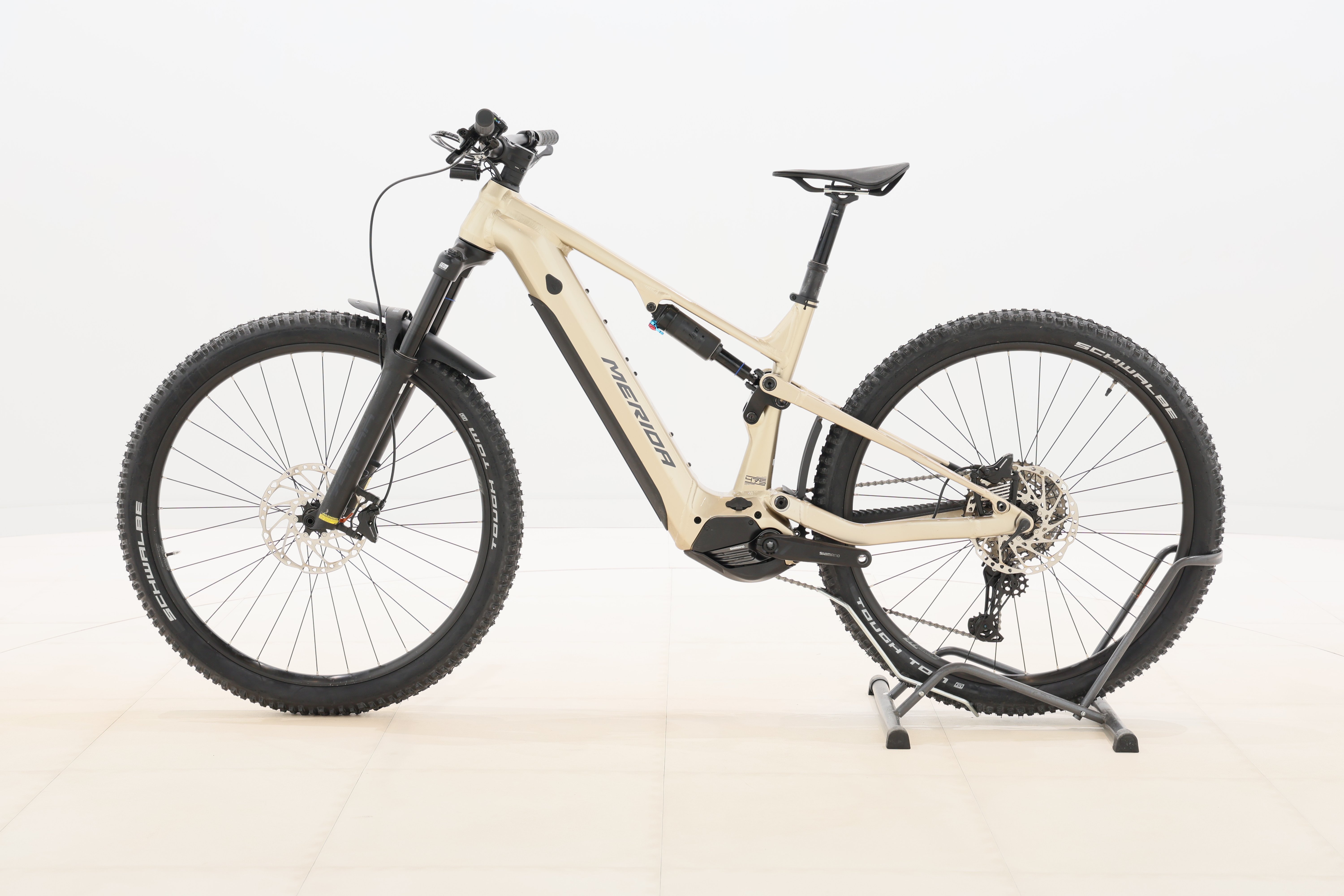 e77fa0aa-a8d8-4d15-89f6-7bd69abb0a29