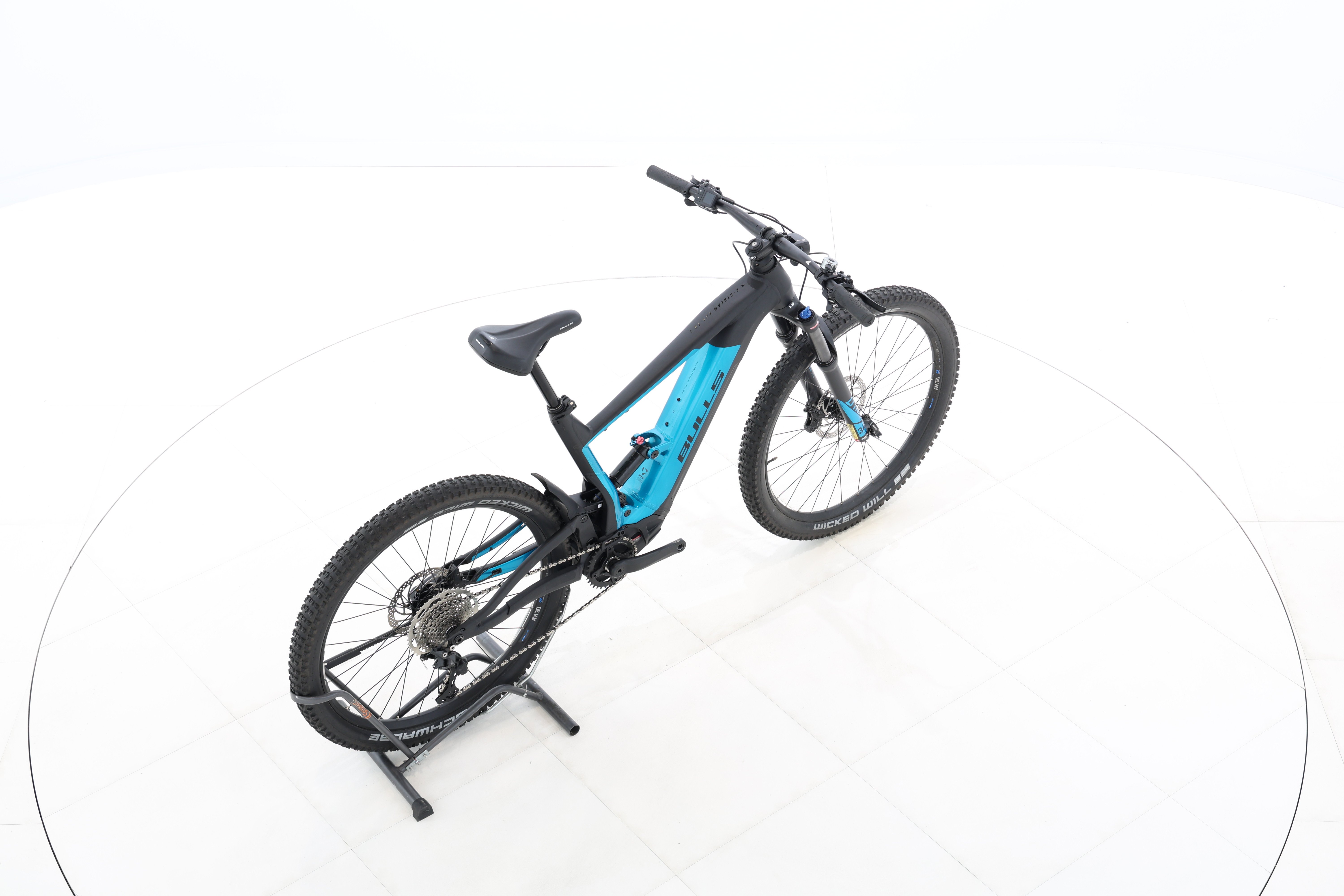 aade1678-7e17-418c-870d-515376b5b1ba