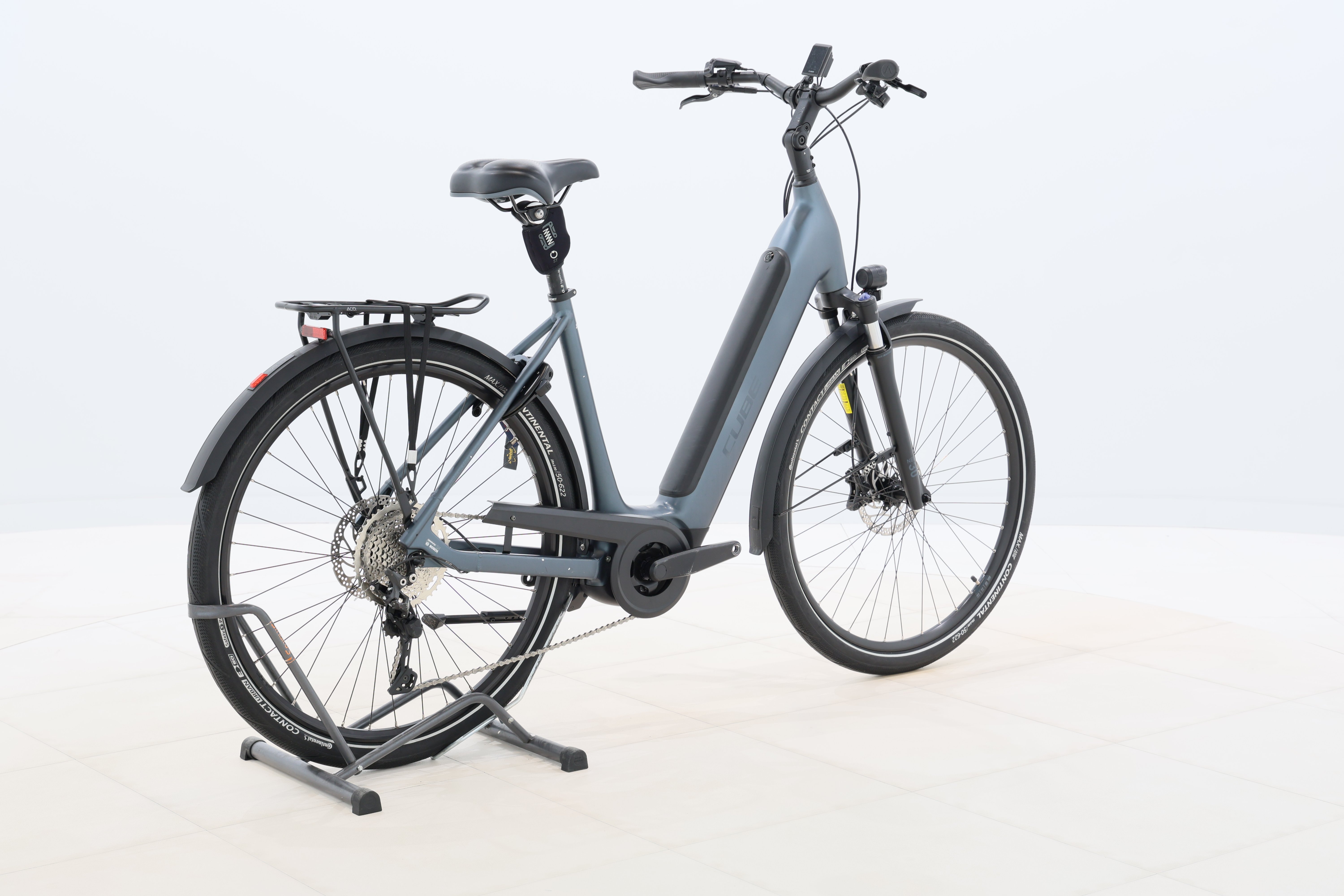 0eafc4e6-2145-4201-b5f0-0de8ff1e87a1