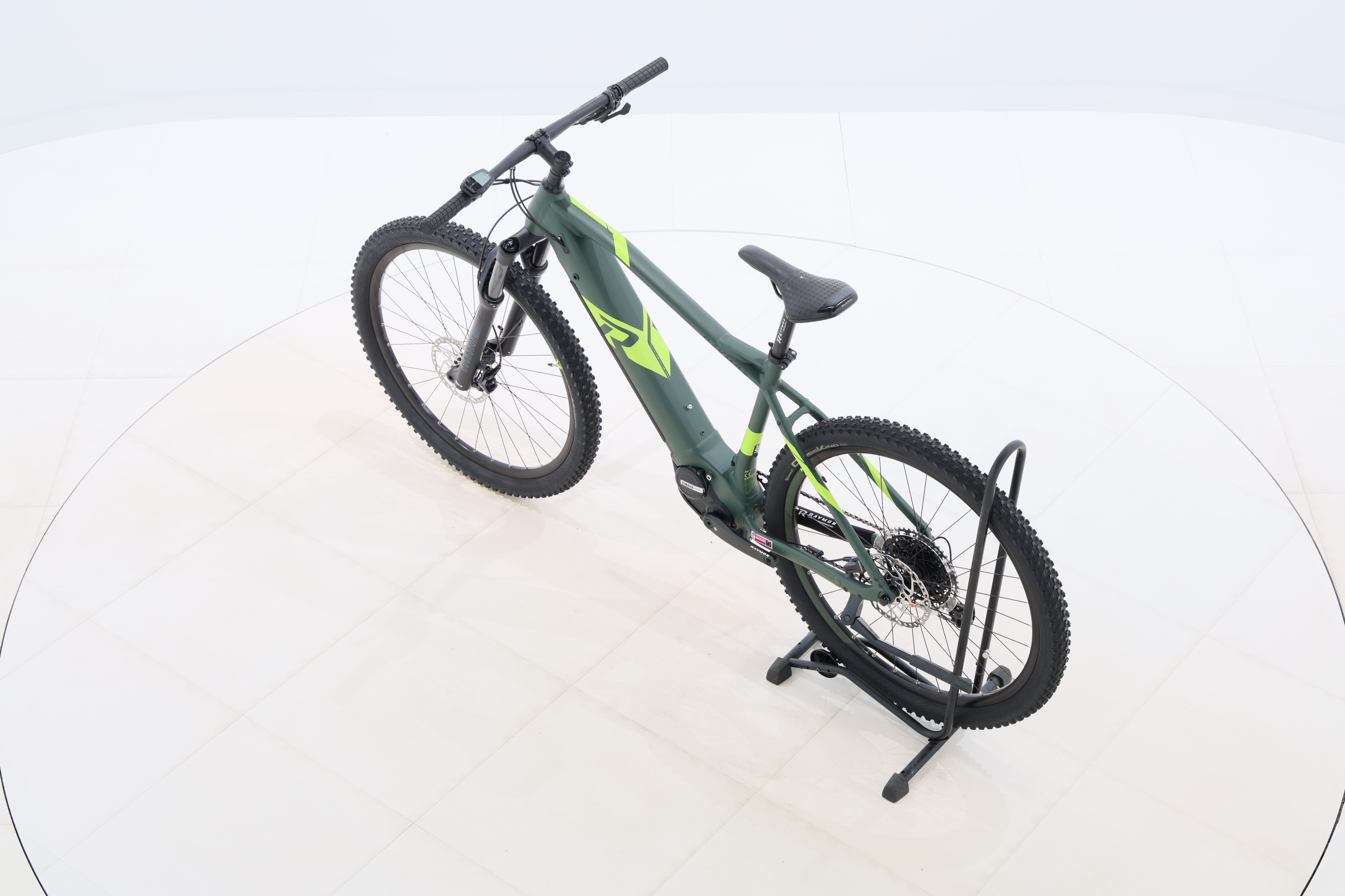 19a5b0c4-dabb-41f6-8ae2-0fdce62c7e2e