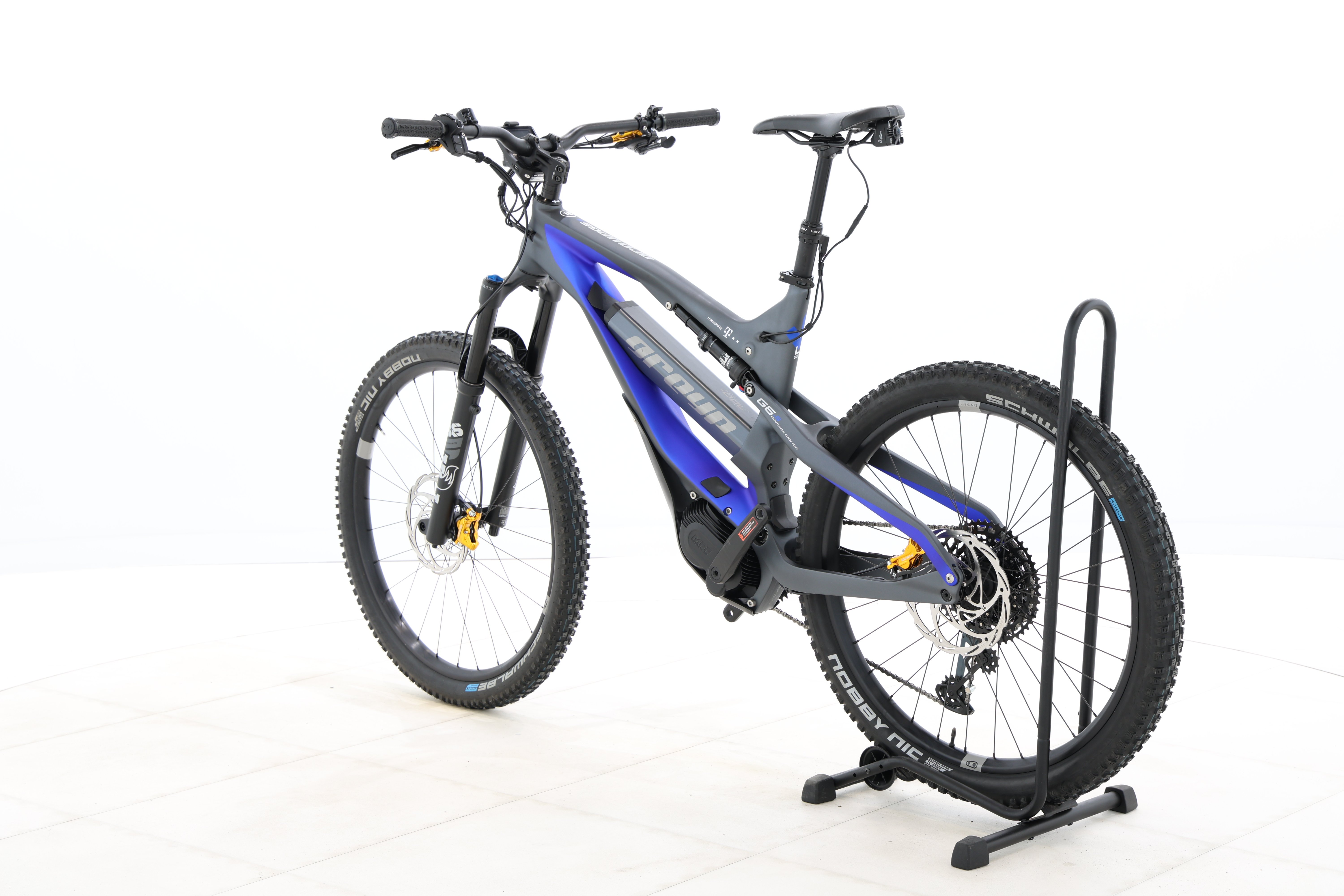 69ae2c55-2a8f-4887-917a-994cc31afc98