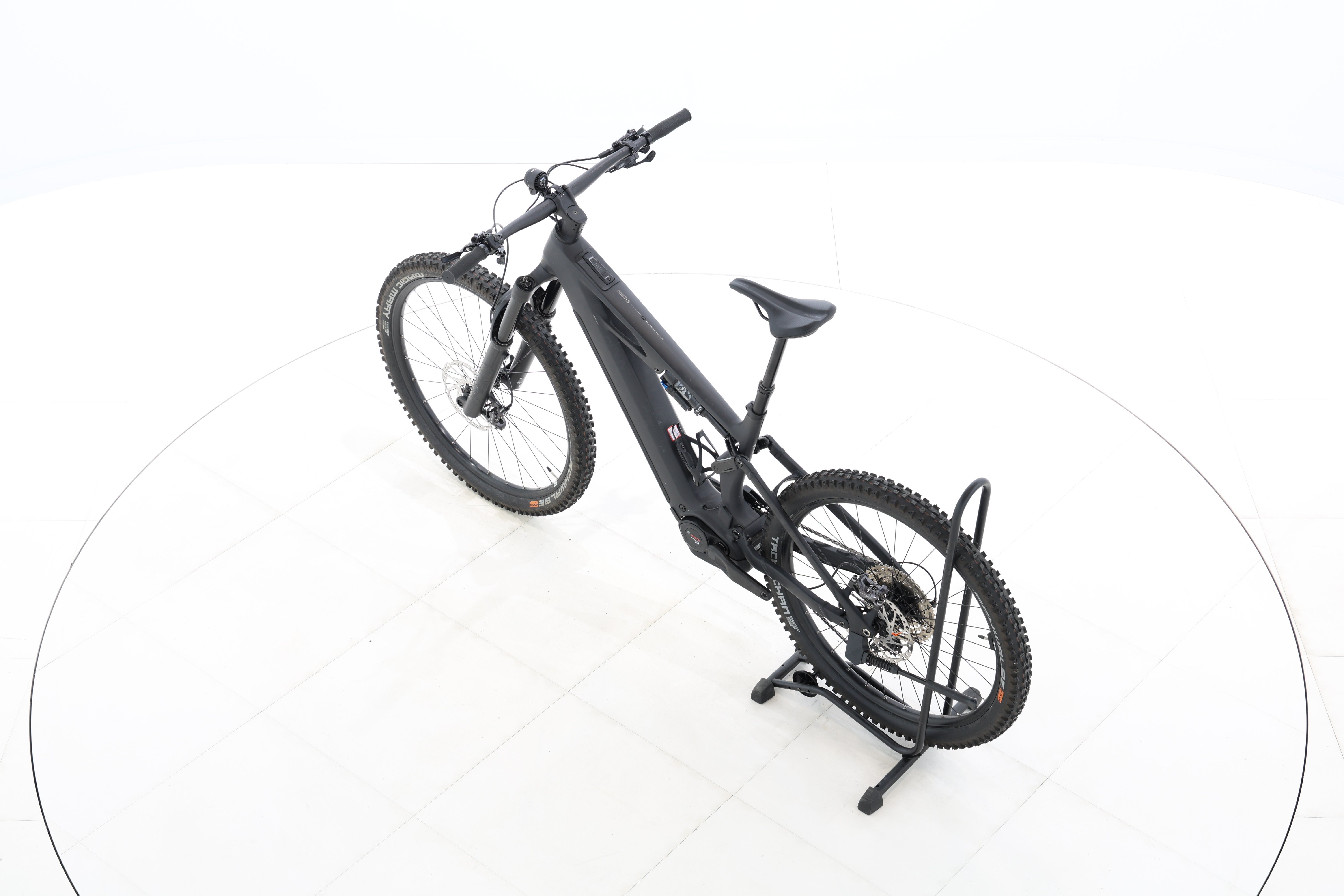 a6f2546e-f5ca-448a-8cdd-59a1255c74ce