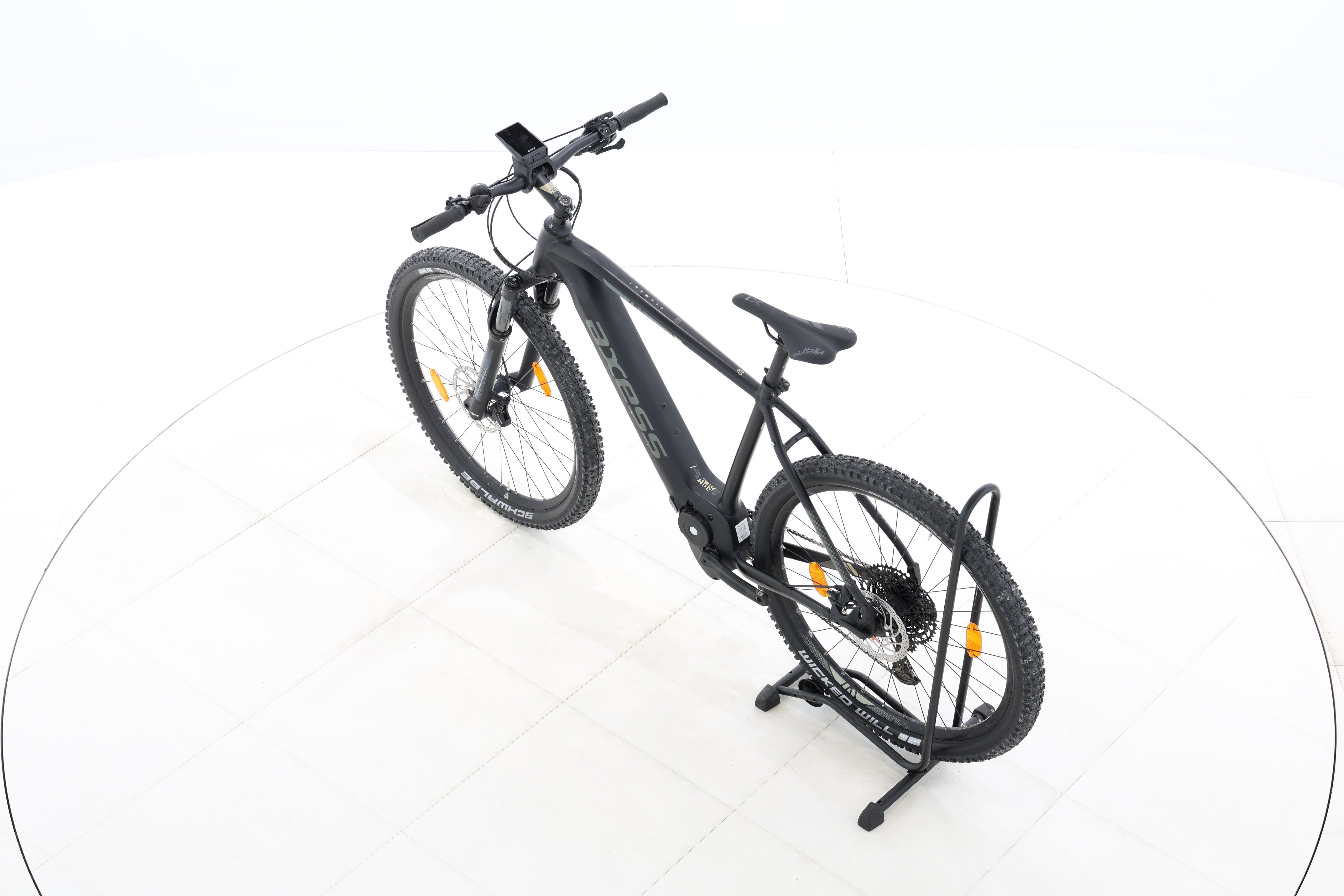 6a81b509-2b74-4c8b-9d65-7ad573937820