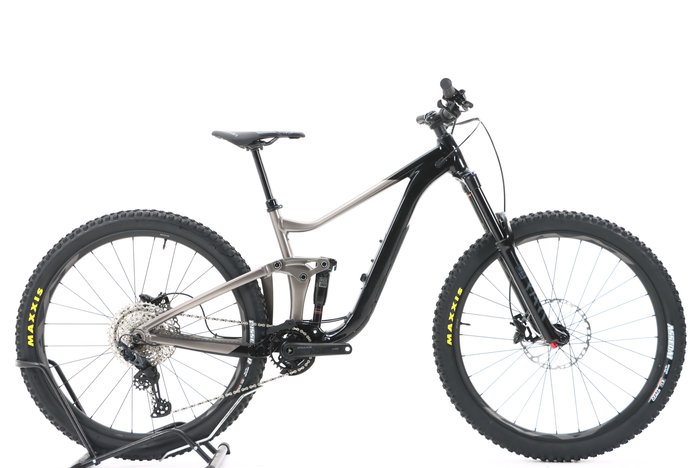 Giant REIGN 2 2023