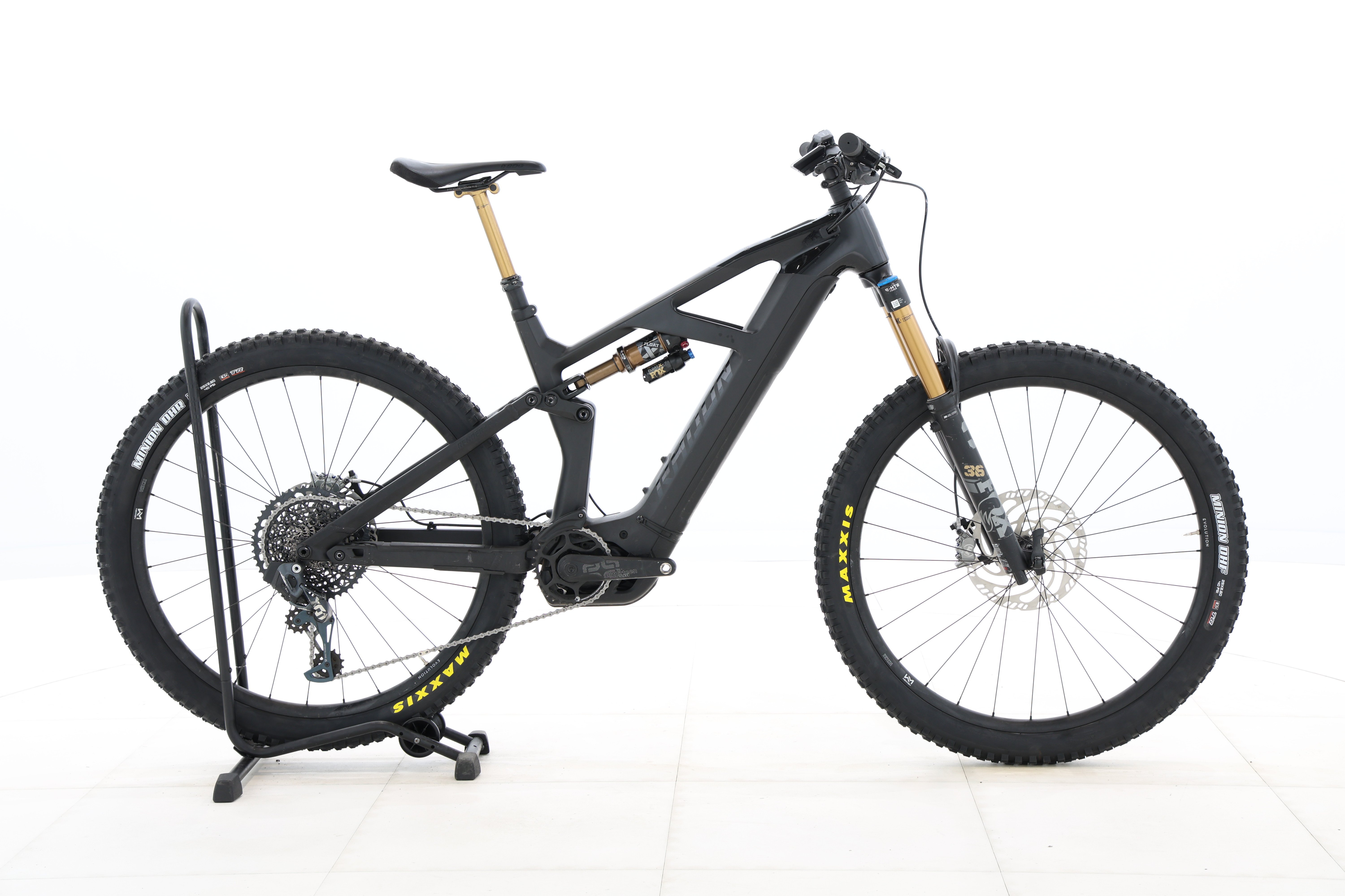 918f97fe-d8cc-4b47-a081-660089fae7ba