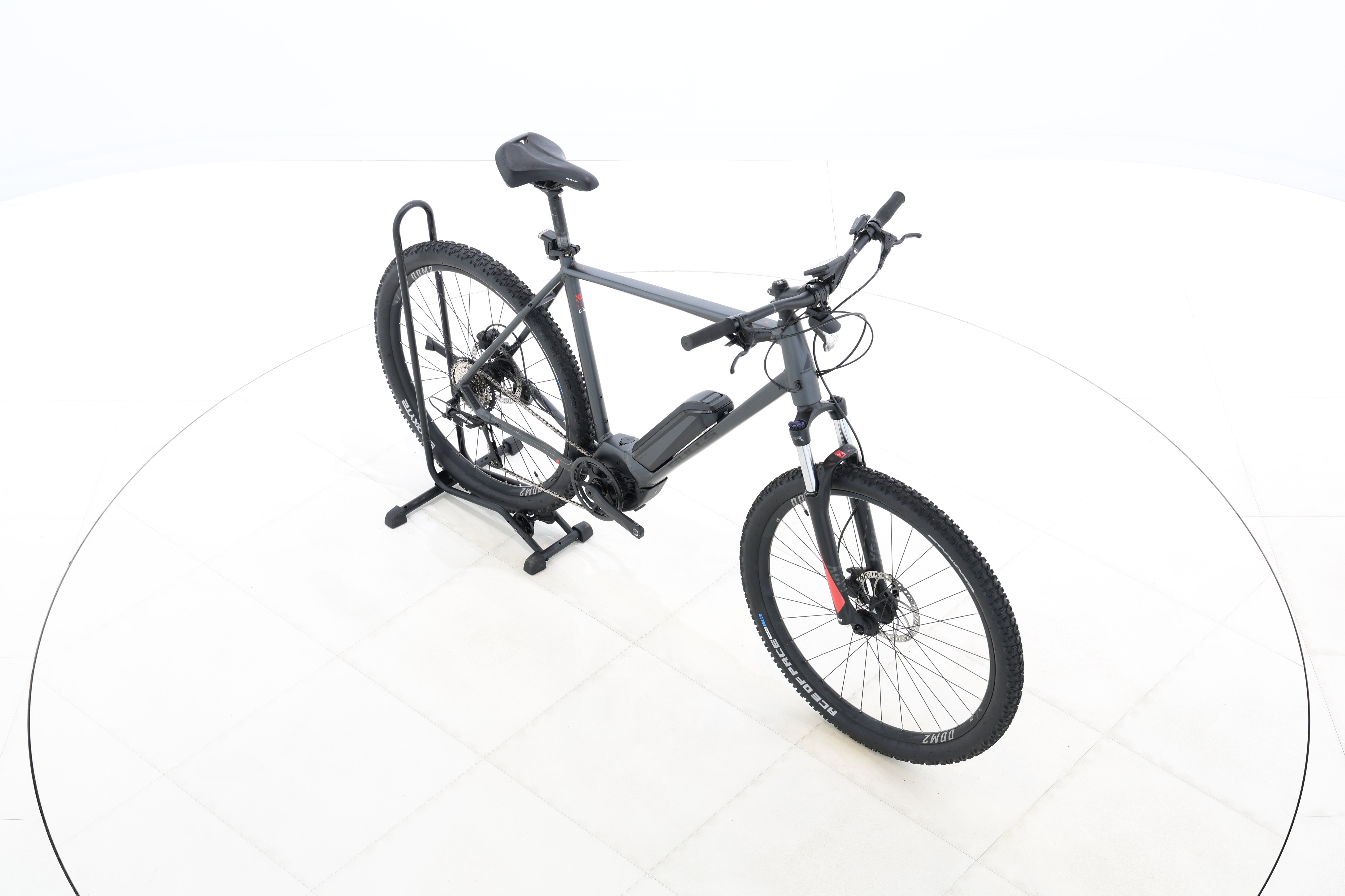 275c74bc-ae69-4baa-8901-3b27c06ba4be