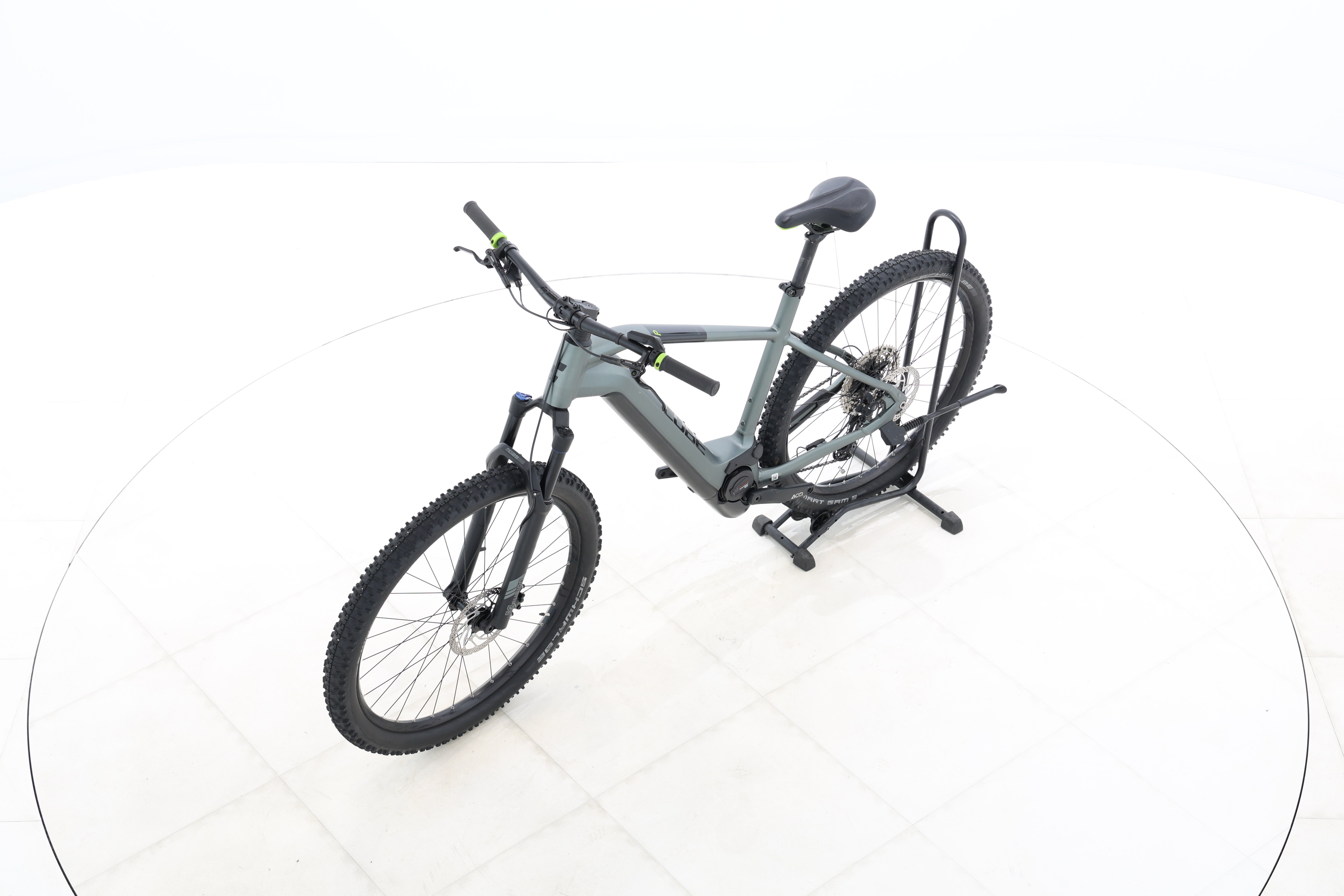 c1e4f9f4-a743-4afe-96ca-a516dec4677e