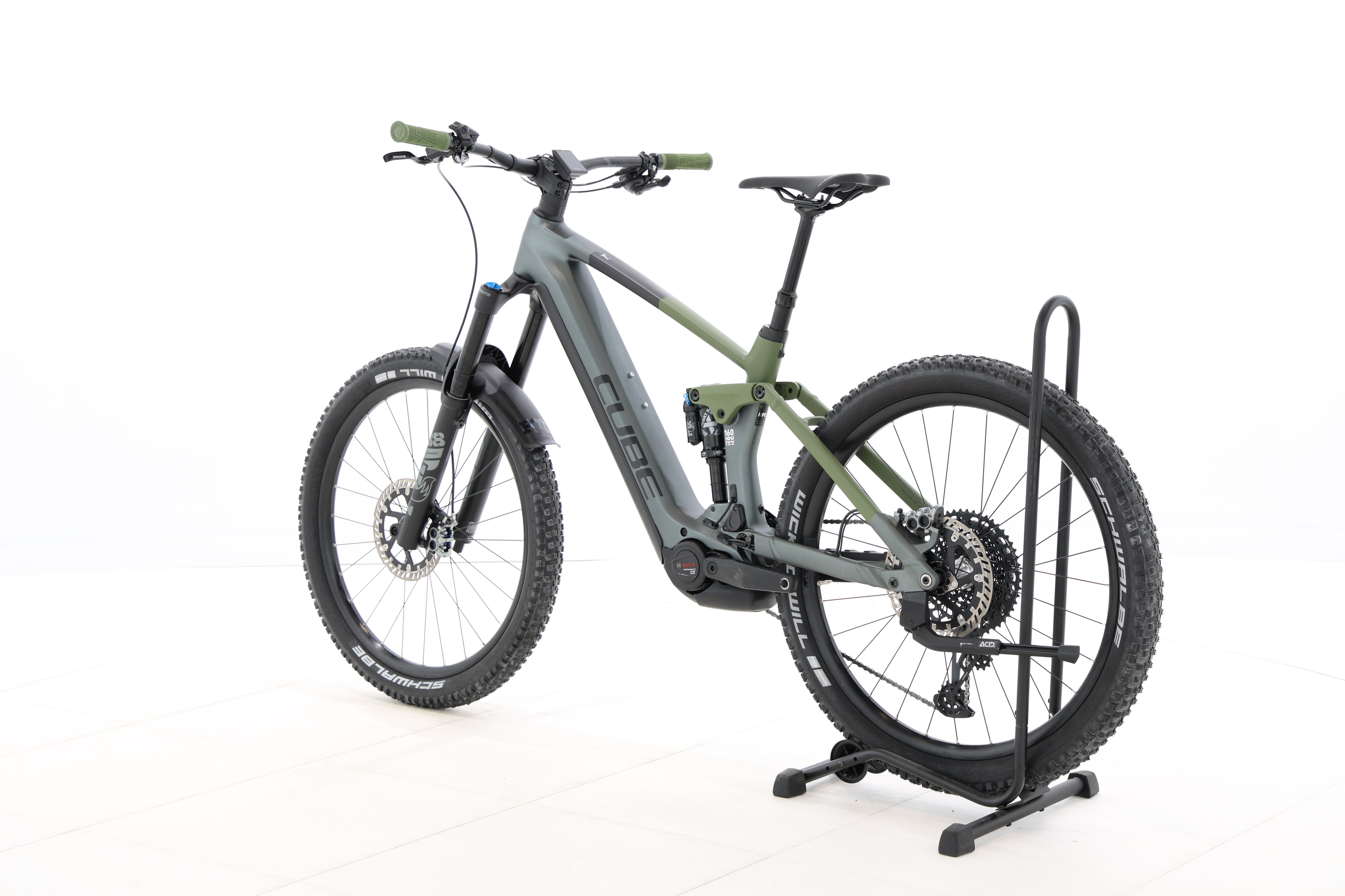 016e2922-c8cc-4aac-888d-616643f7c93b