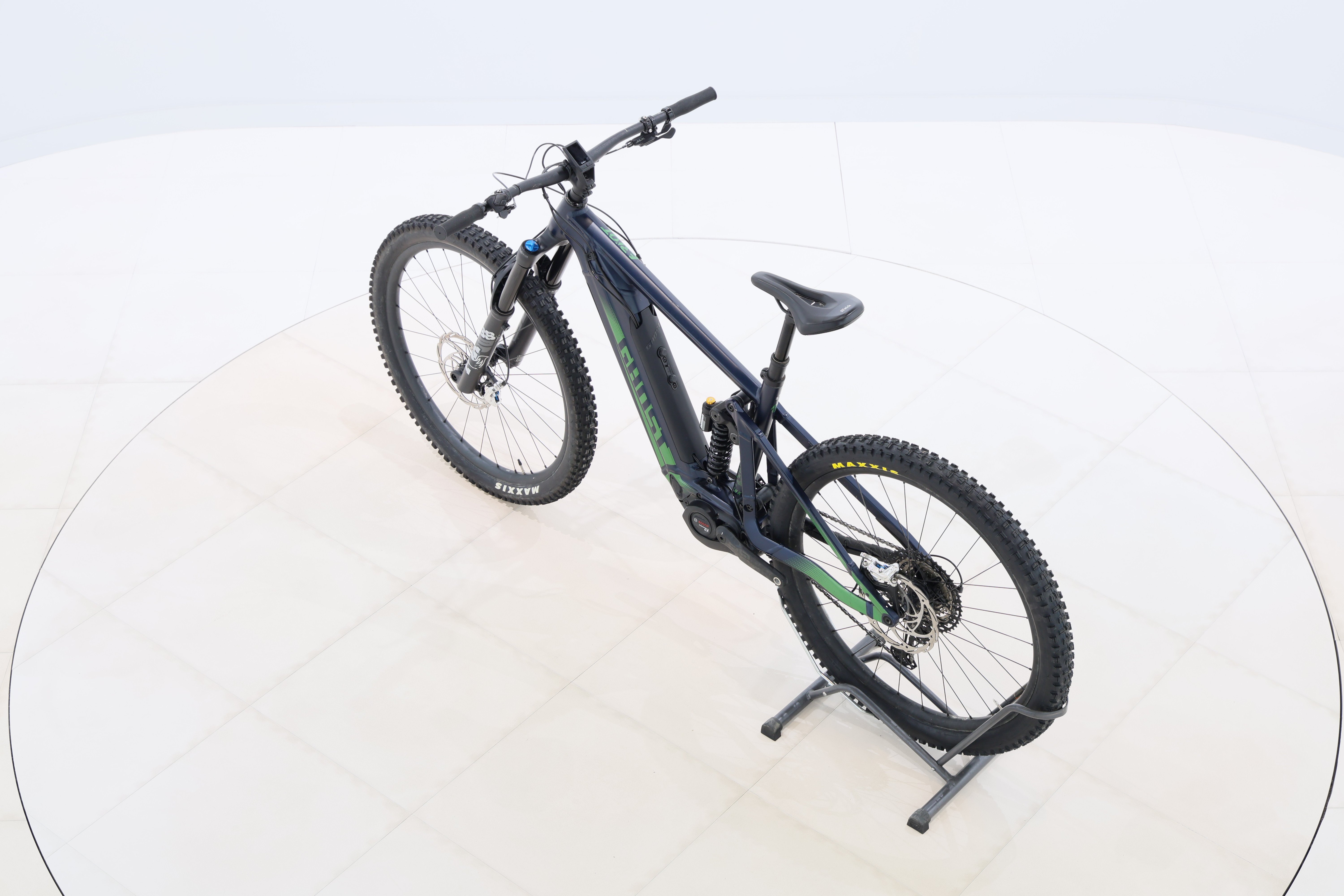 3eb8e600-afcf-4c47-a47f-ff92290a0cdd