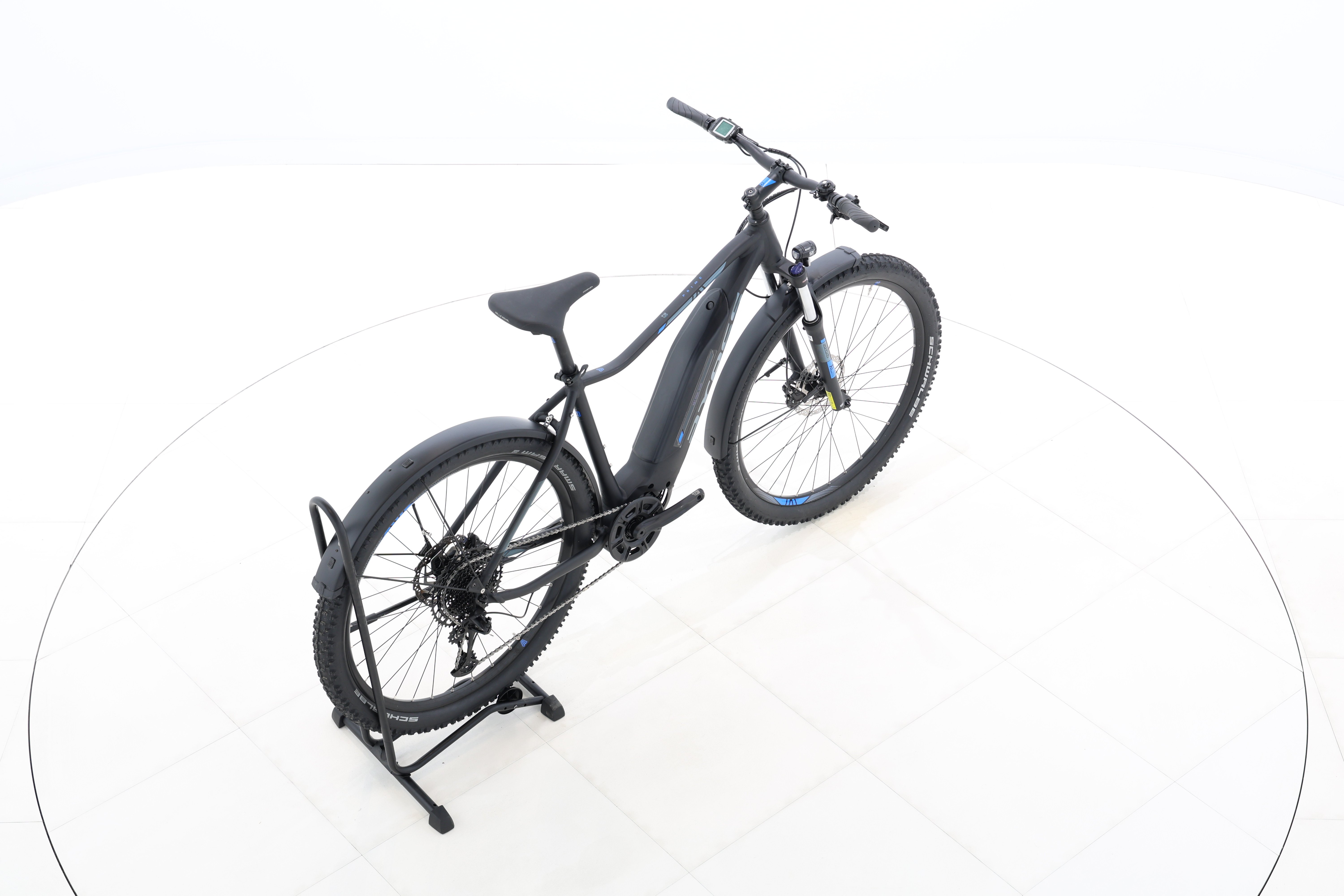 5dc18b8d-bdd9-4b4d-8747-28a711243bcb