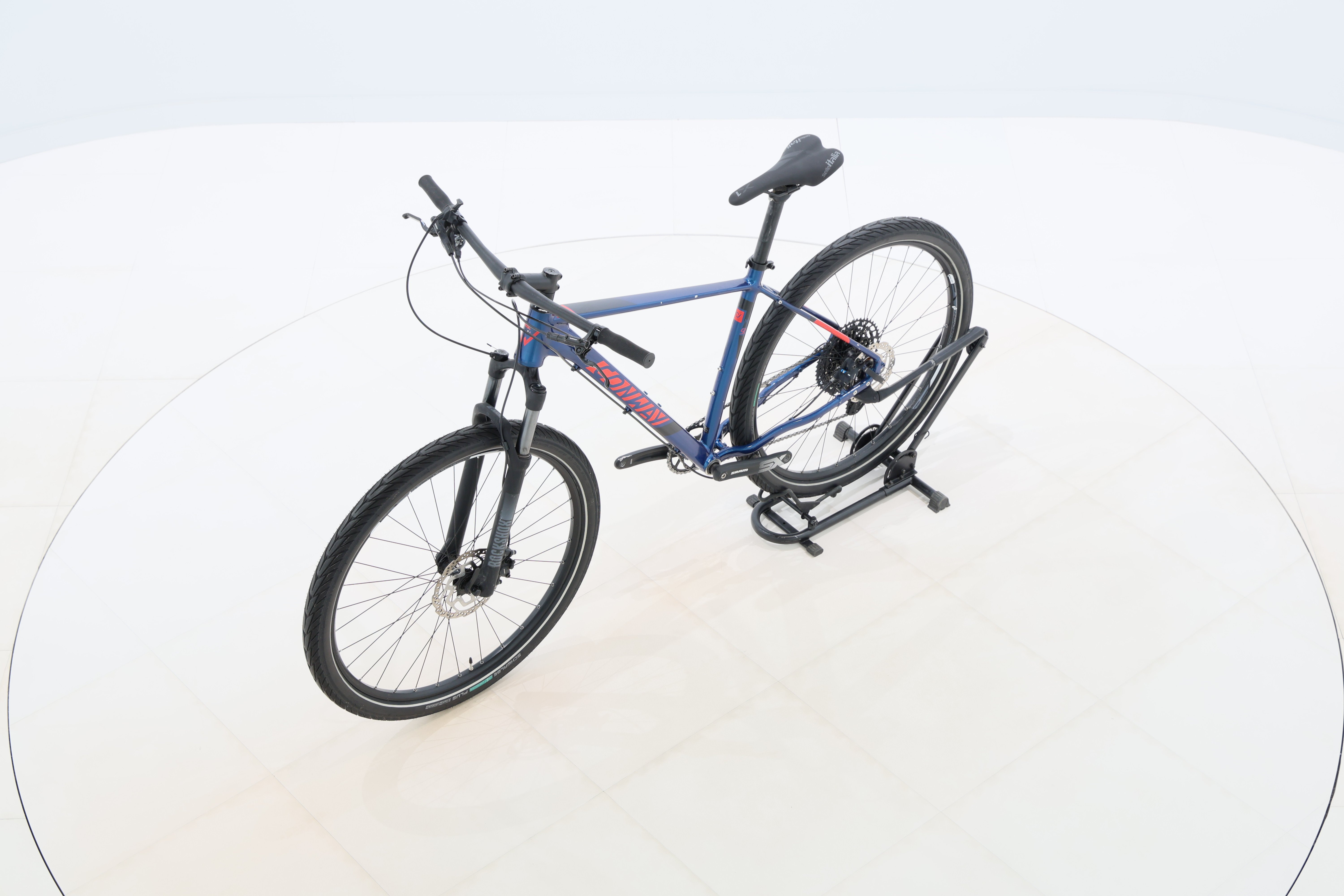 c1ceea17-39f5-4884-951a-3b7a7c6e861a