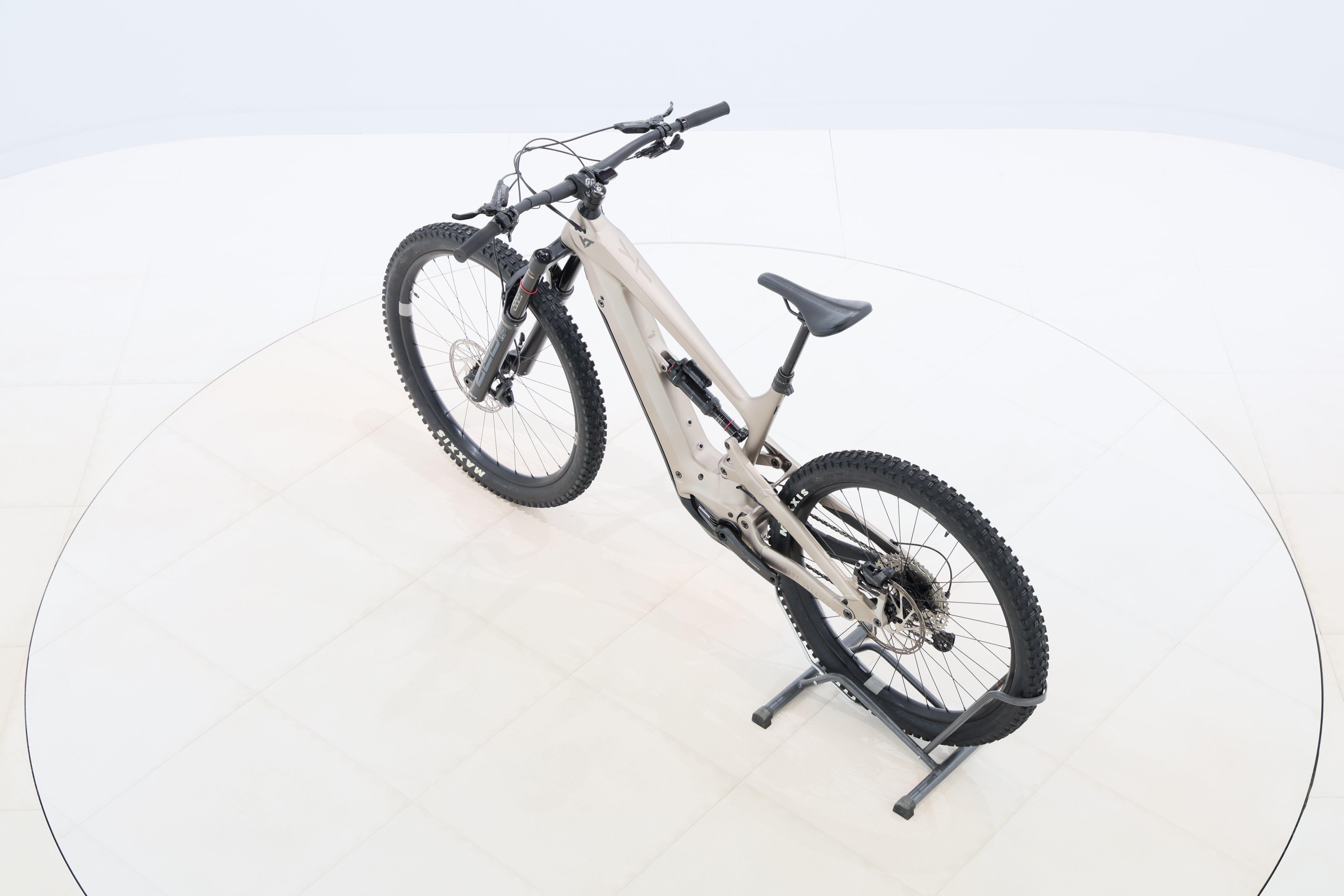 c1889fab-65b7-40ea-b45a-9849b86570c9