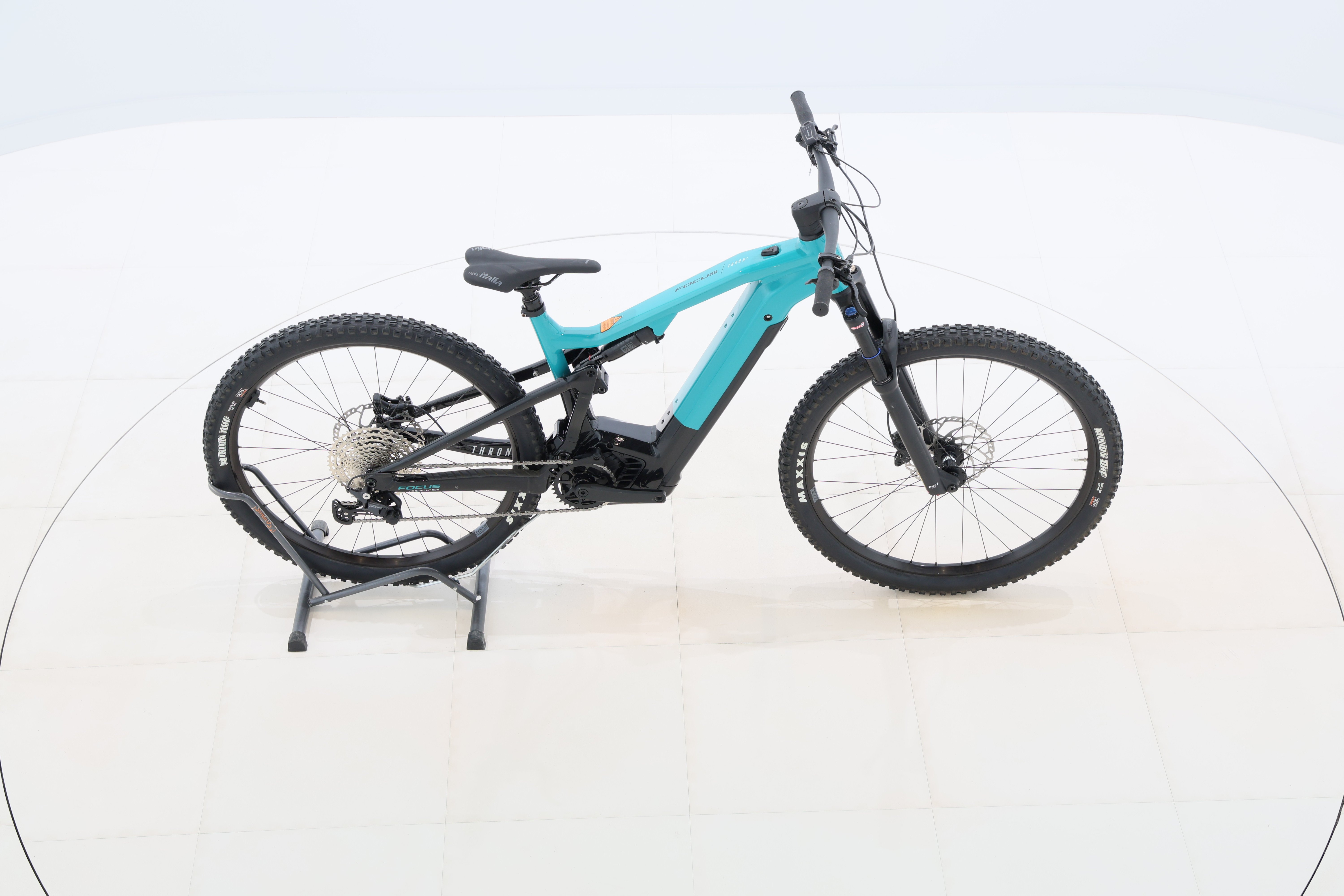 927b5456-08d0-4d80-9e45-e53f0790820e