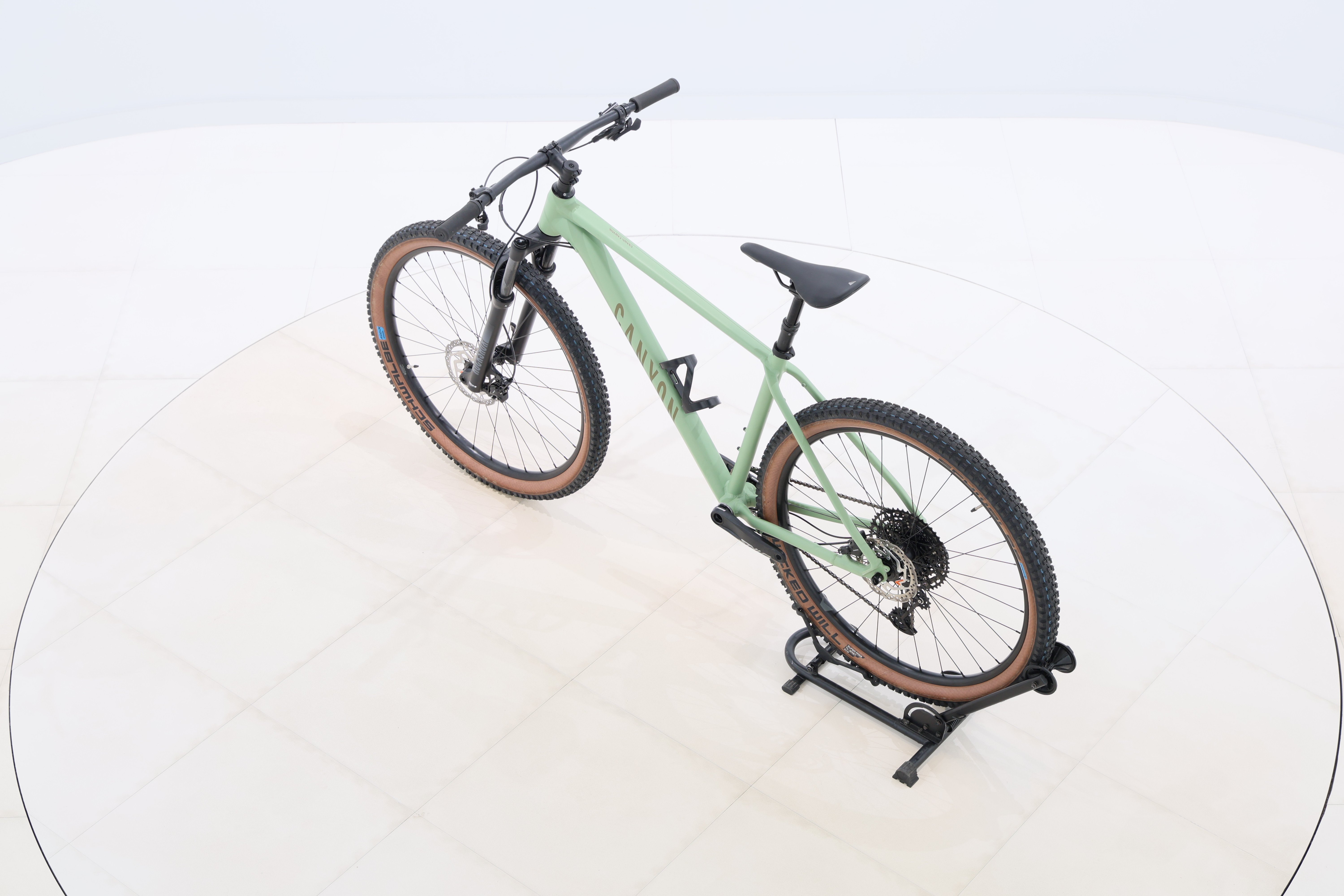 c52f41e8-296c-456e-93b8-d329c17aa8ac