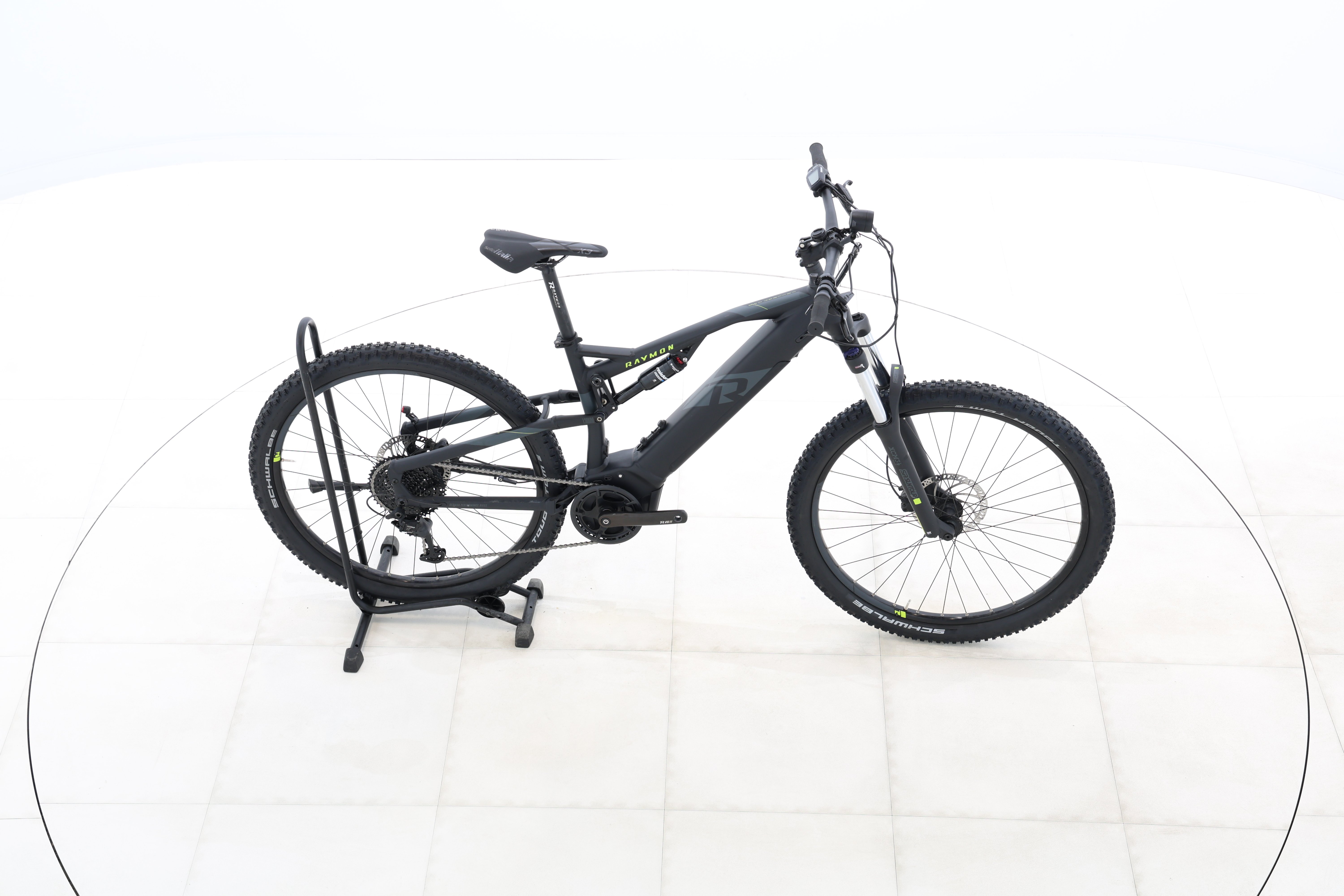 06e0394f-fbeb-4c9d-bb0f-1fa0ed3b0a6c