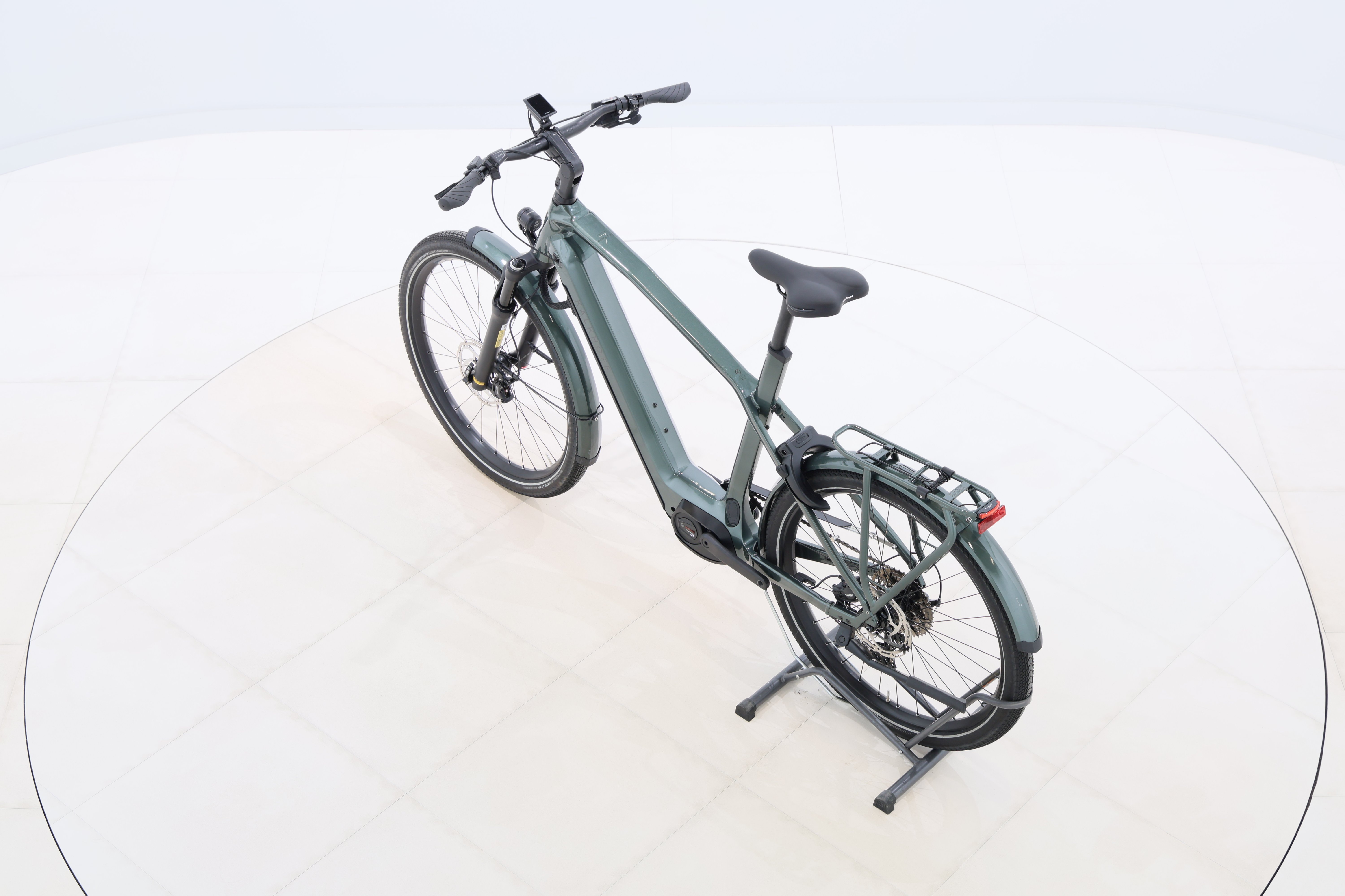 765a7d1e-b960-4c46-adaa-267d9d2cd940