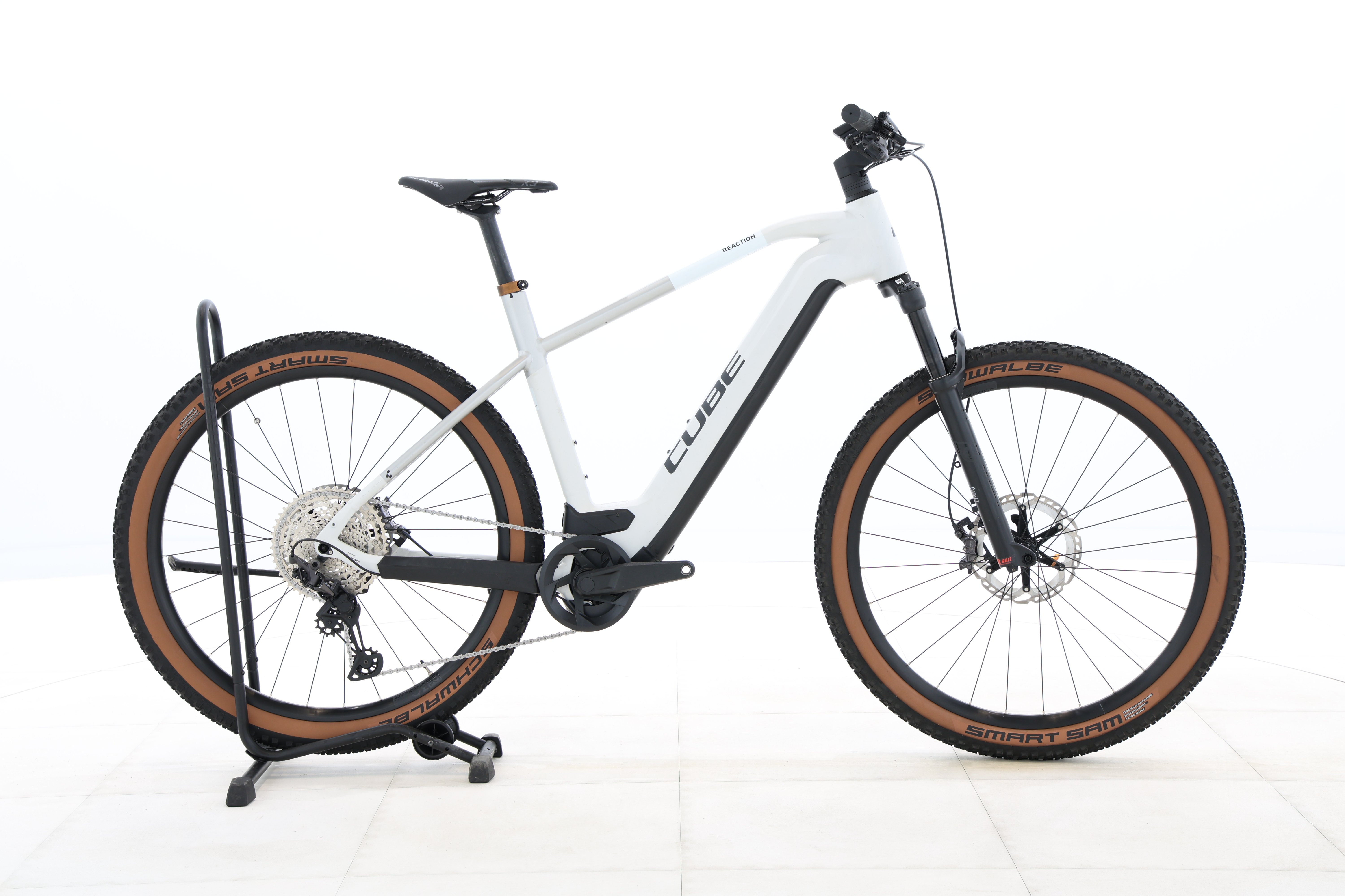 4d16034e-845b-4464-9ac8-71386a934845