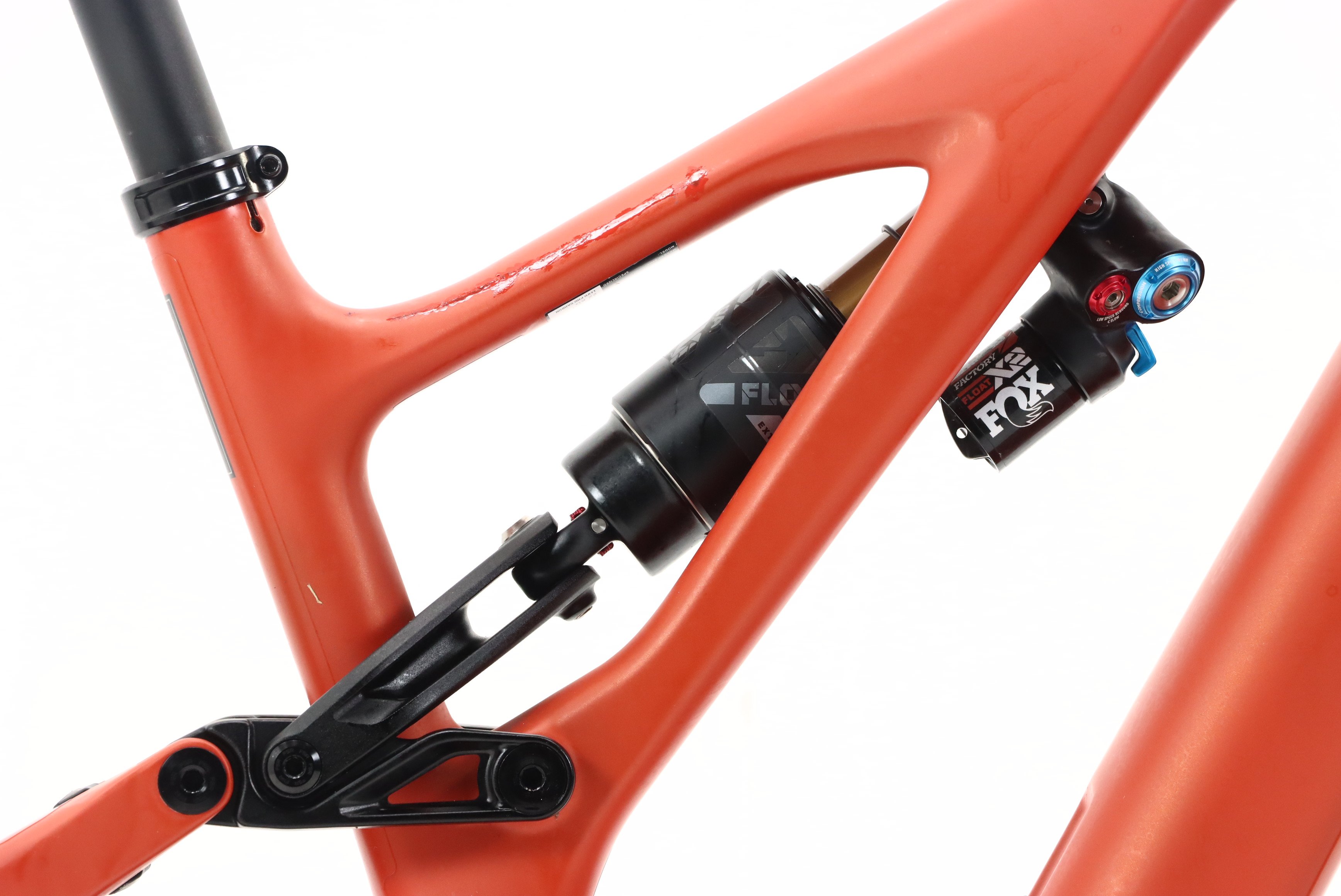 ad48b3a6-2d9f-4a33-b492-70c984756551