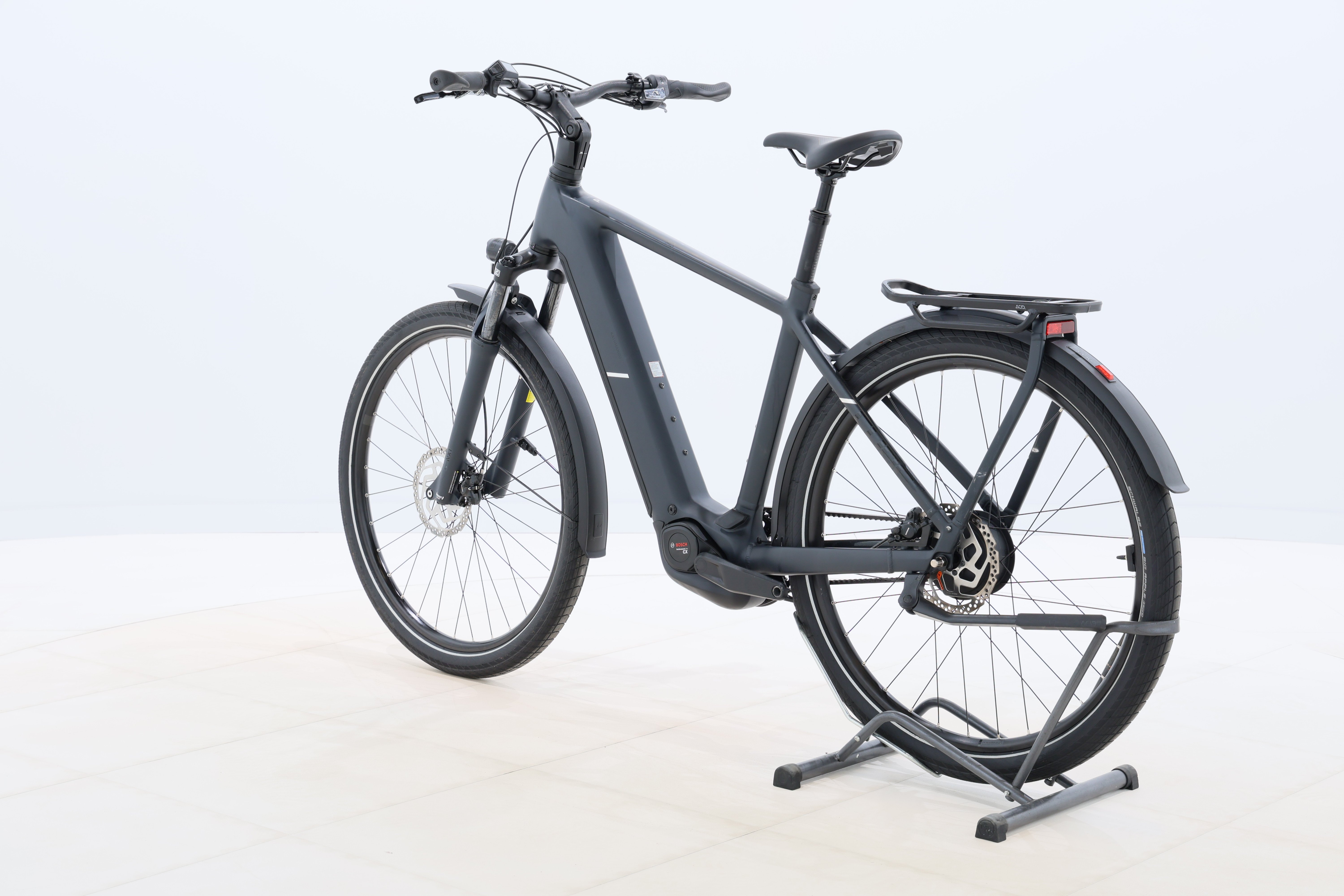 ef8de444-92b3-4e51-916e-4bf985a3b6f0