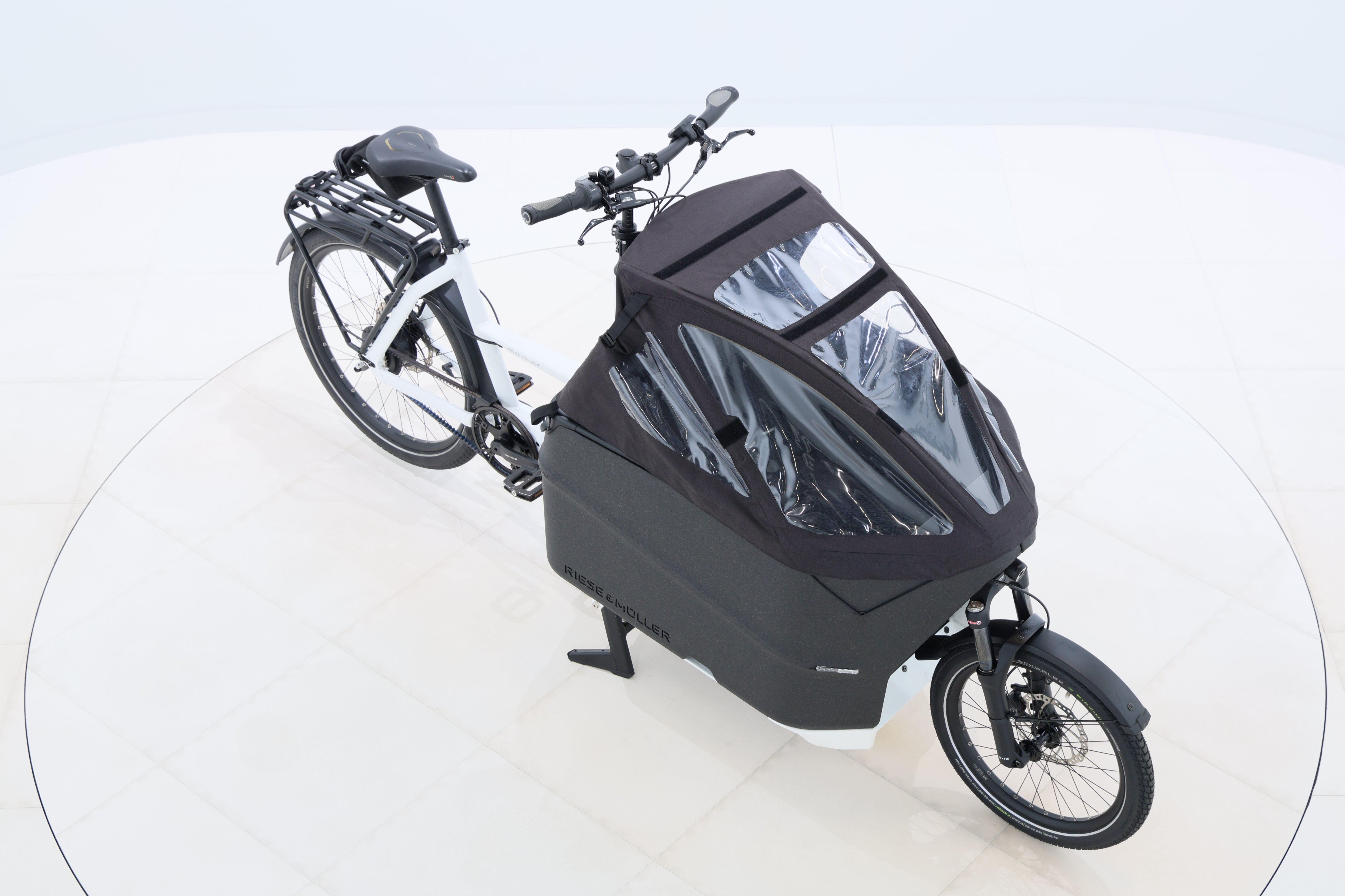 aa6b3eb7-946f-44c5-b27e-3eb8e64e014e