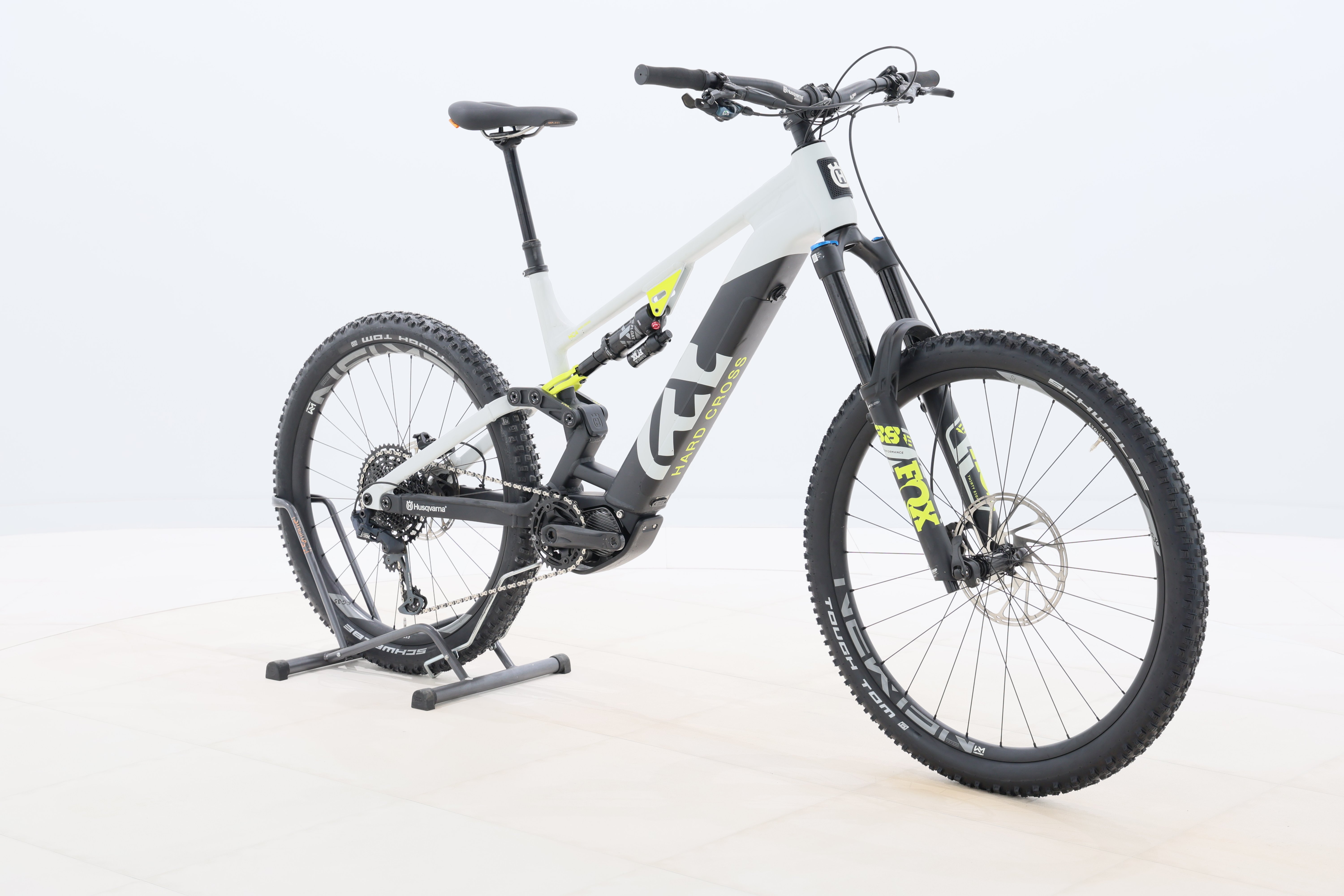 17c2dfa6-25c4-4d8f-8e07-0faee0dd3084