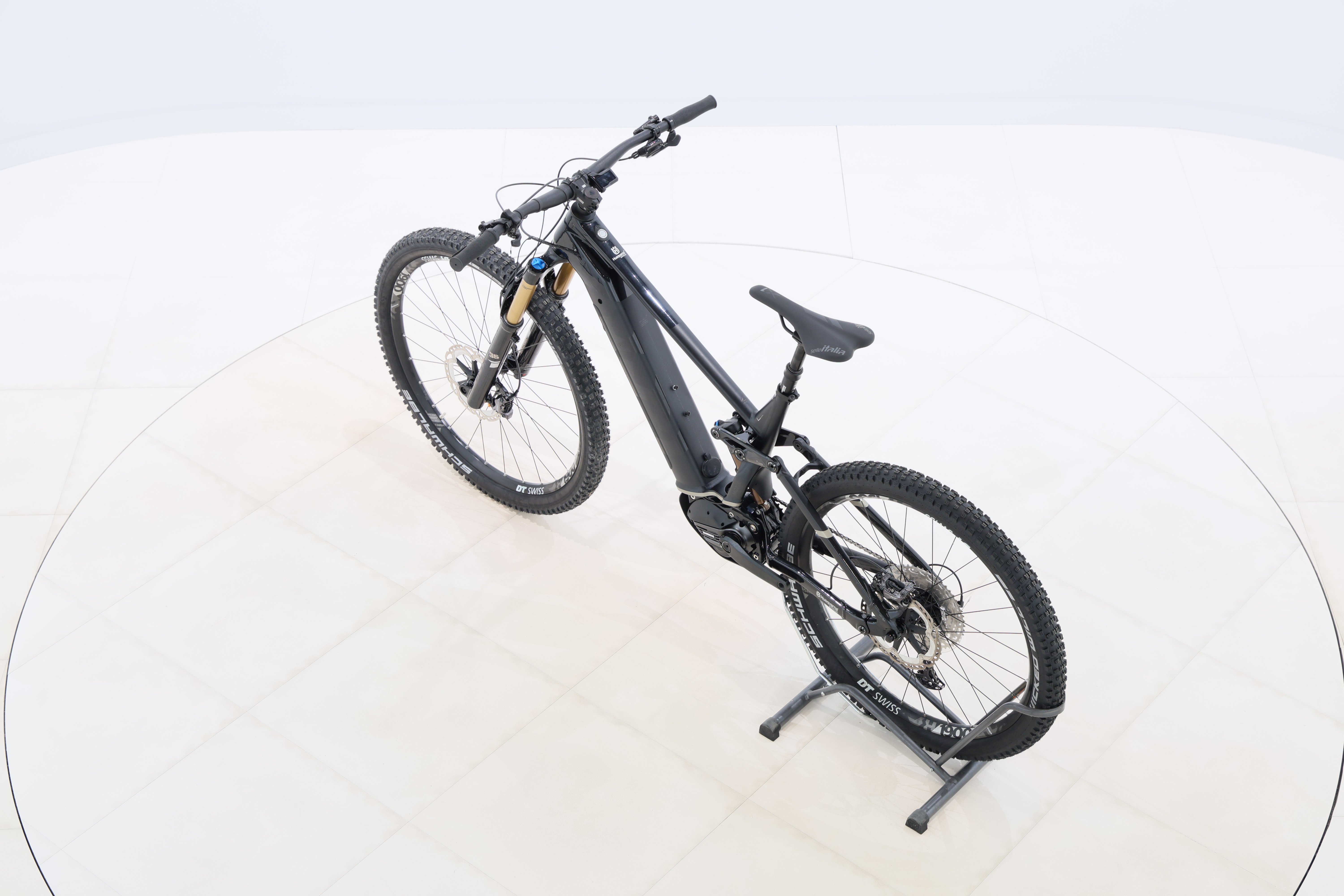 07fbef46-9f11-4b07-b1d0-5af6bdd0eda2