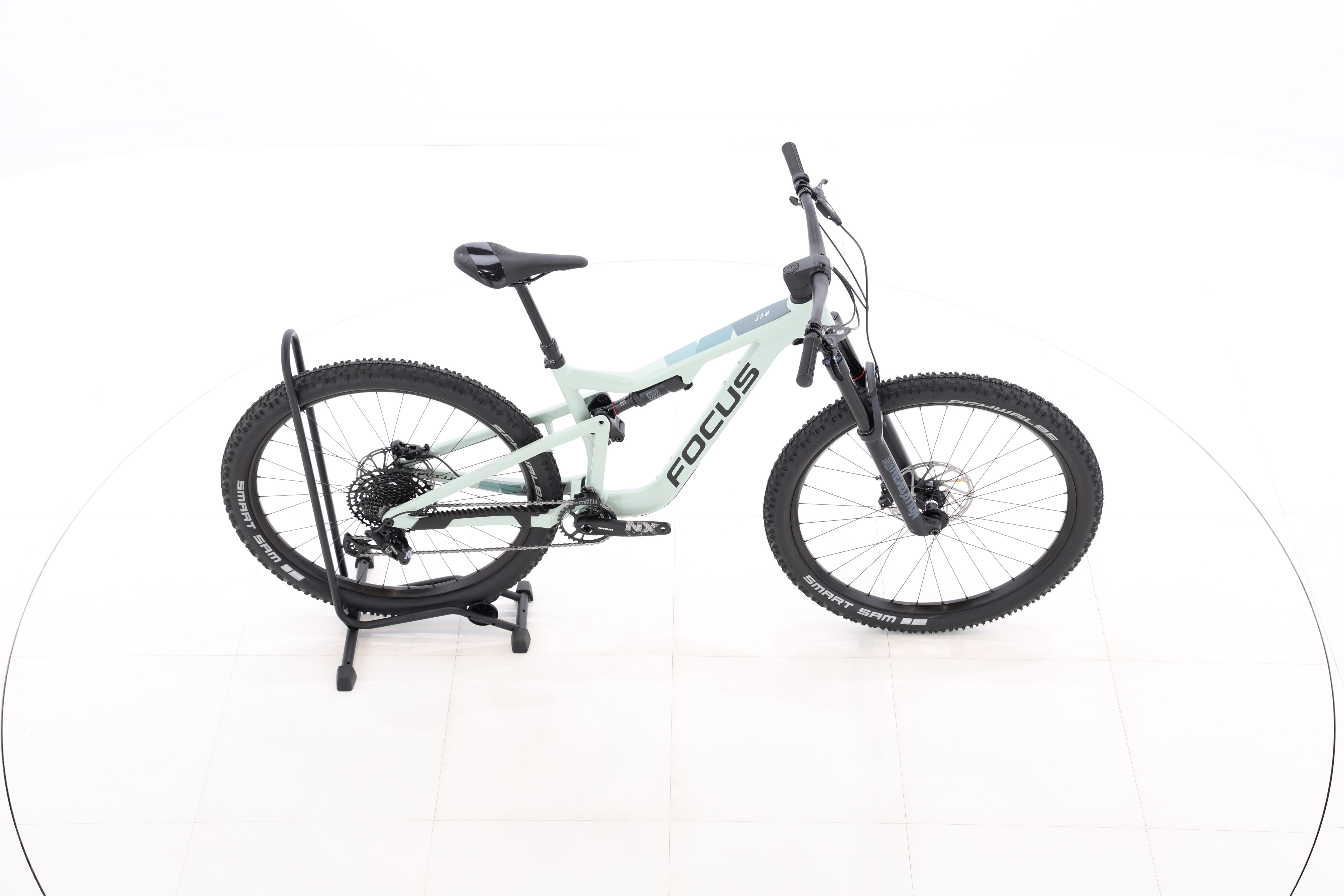 01f080fc-9930-4a4b-8b41-5defb591d596