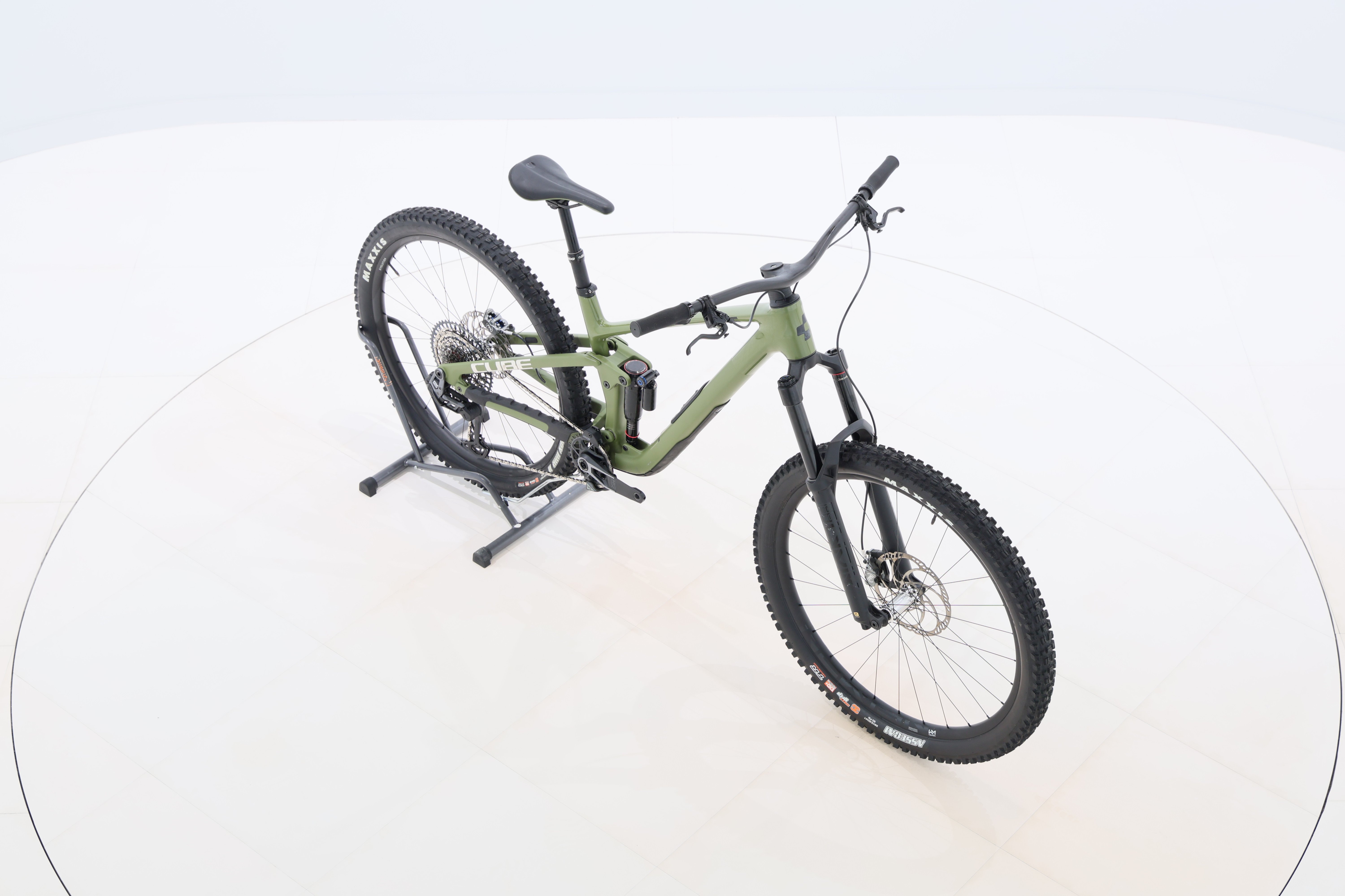 b358b427-2cb1-4d9a-bd59-90ead37ea160