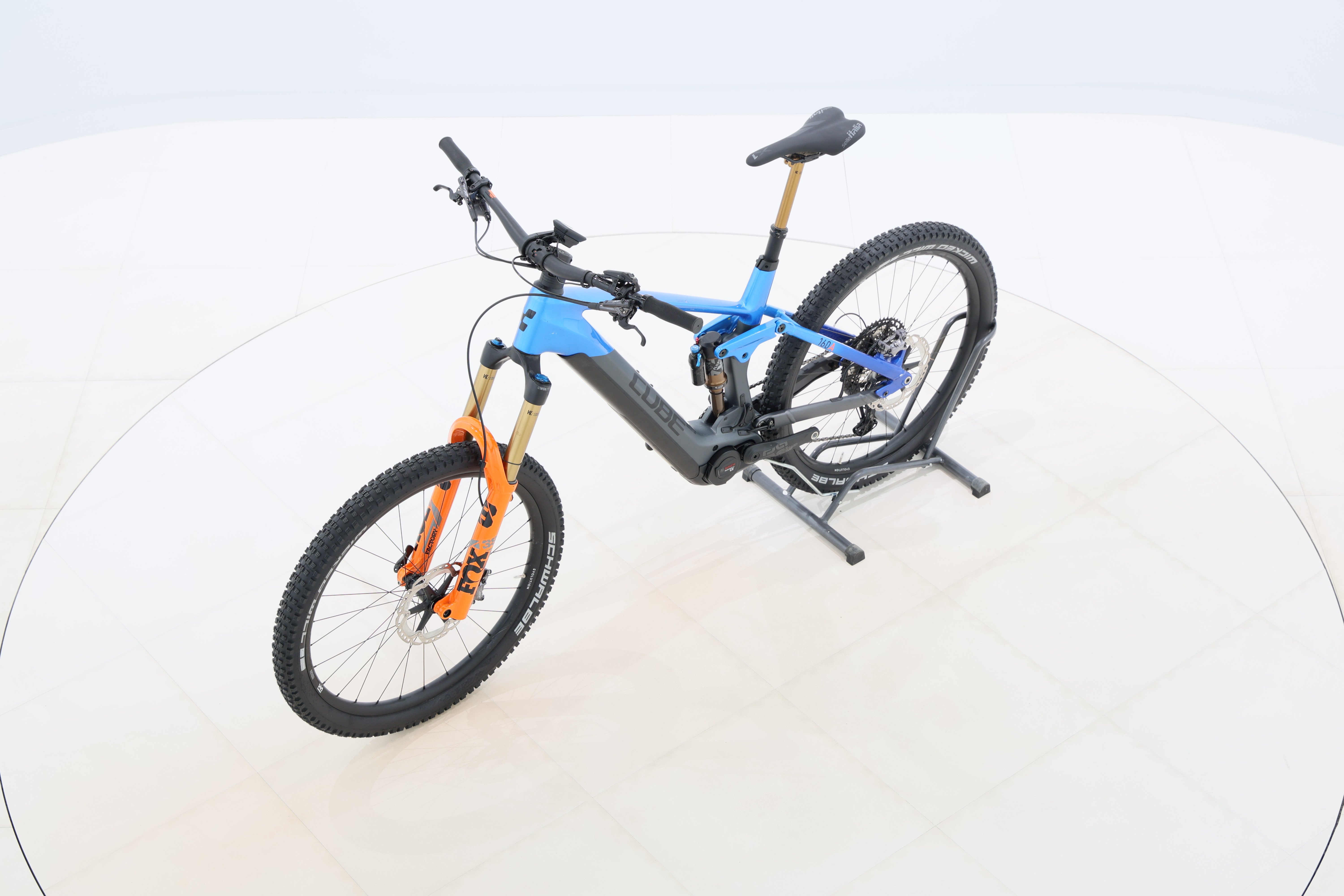 8a06948e-6826-467b-a13e-0f873f2606cd