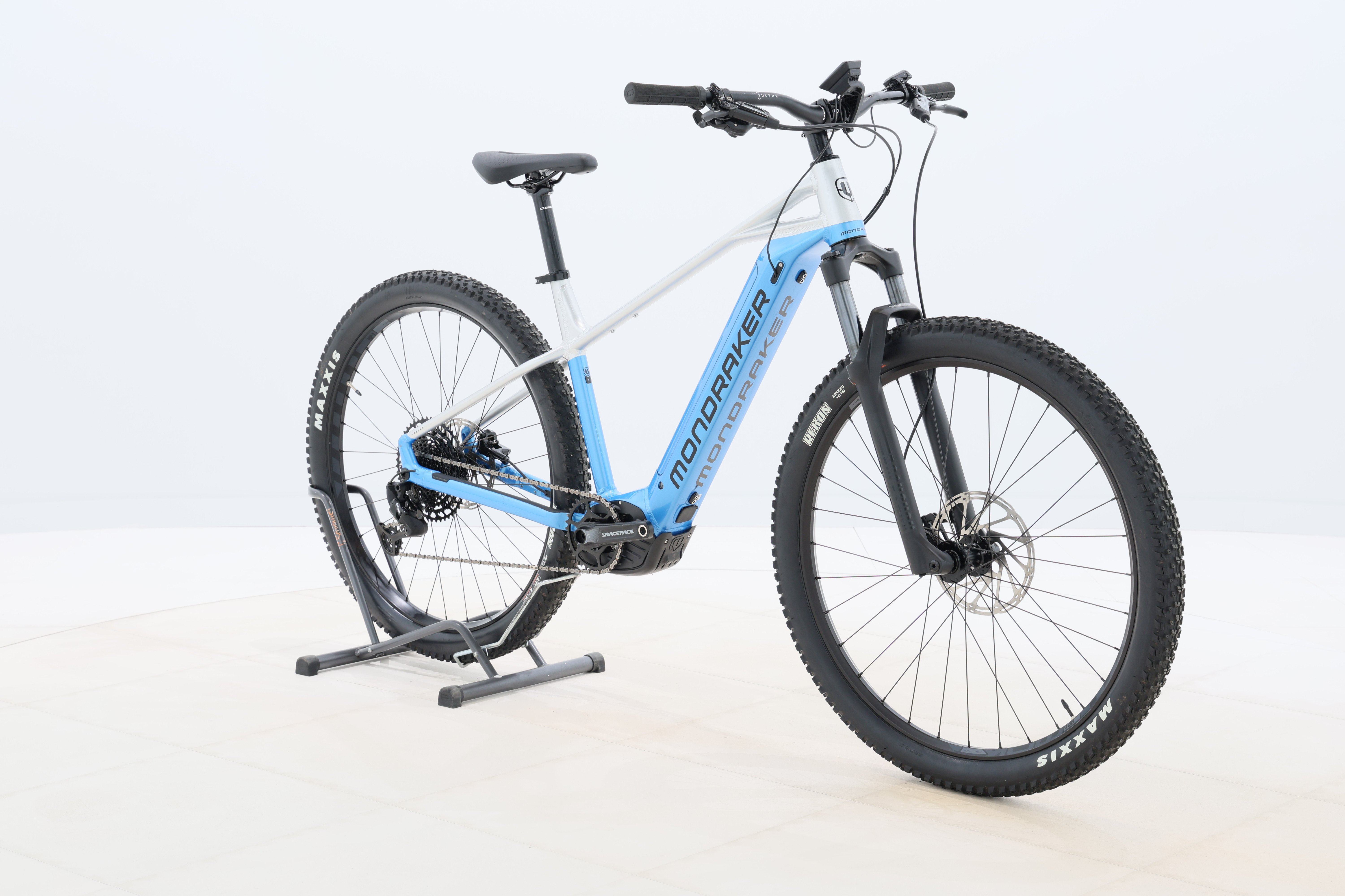 35b922fe-2655-4524-87e9-95c3223e0d01