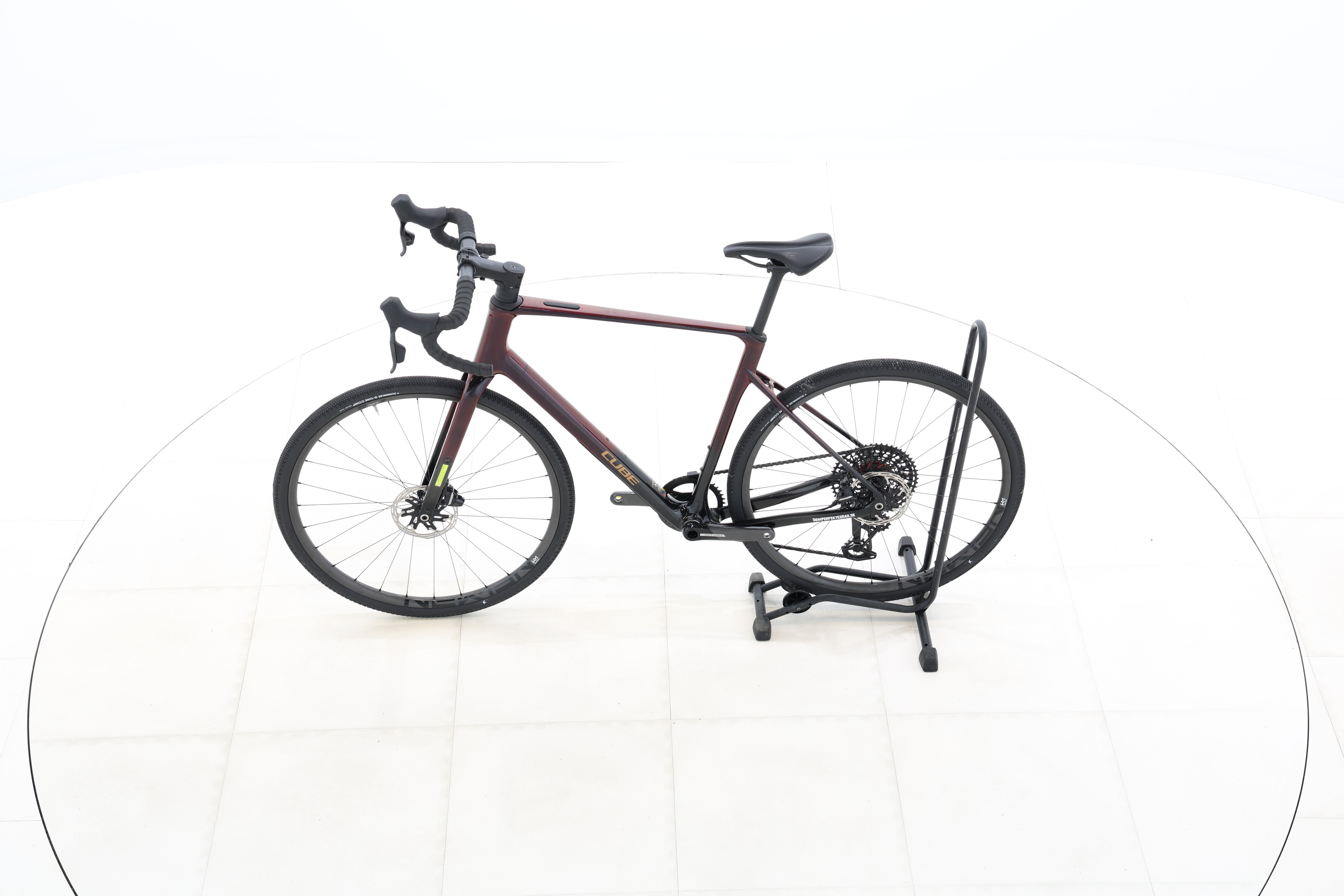 eede3f98-fbe2-42d9-8c63-f564d9a8449c