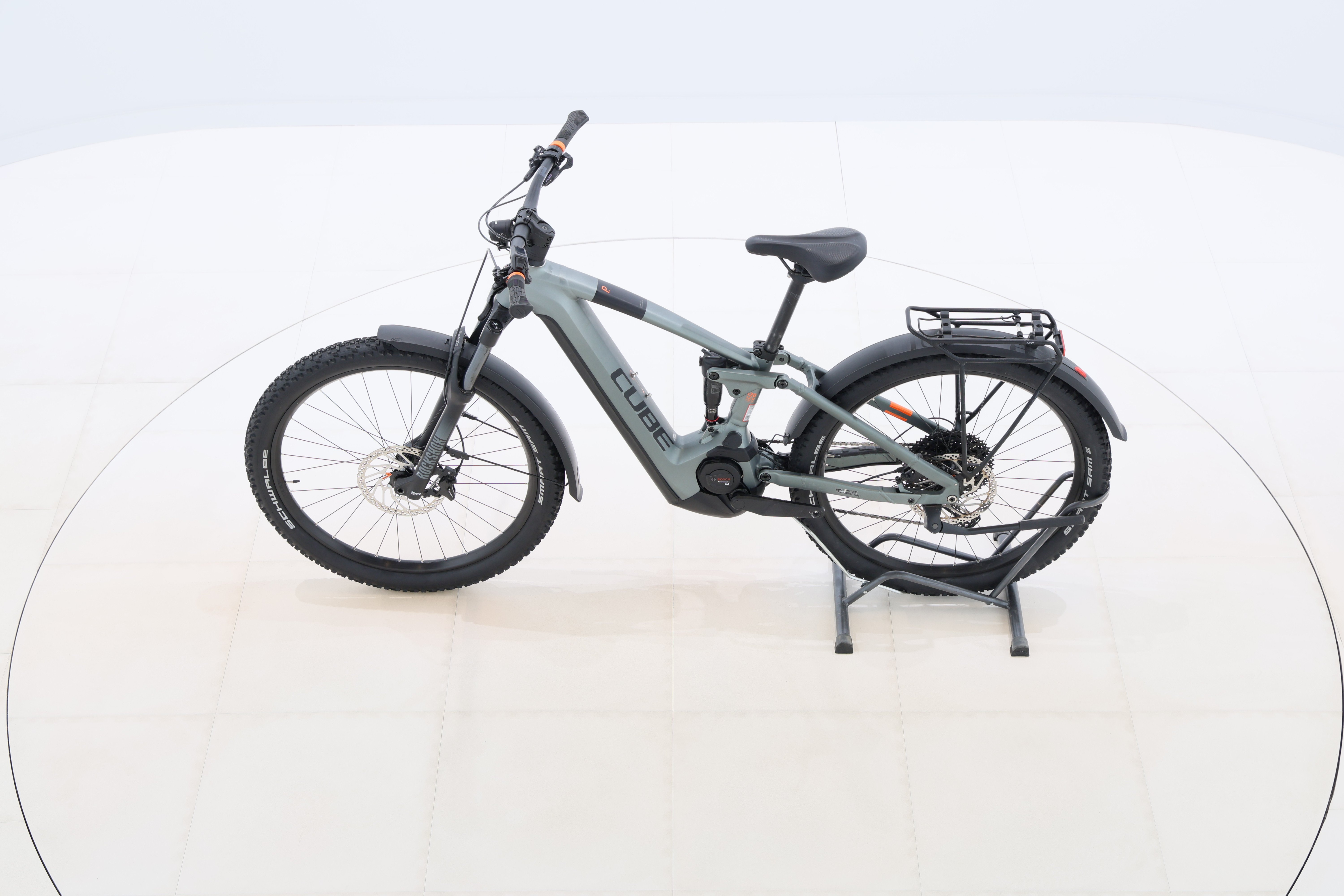 e0915232-c94d-4e50-b942-e7720eeabe33