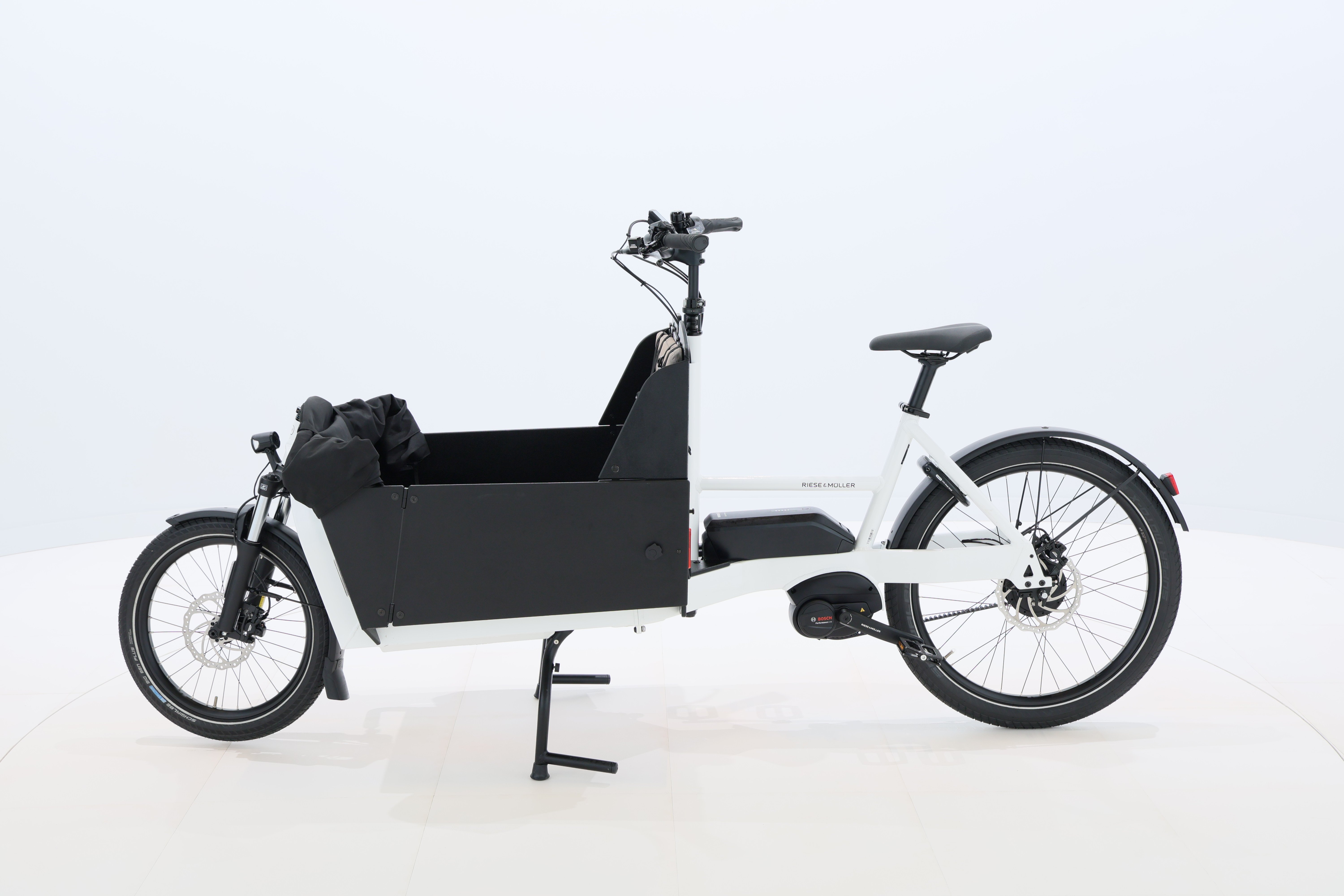 8b9dfc6d-cf2d-42eb-8e0a-d976f6ea9da4