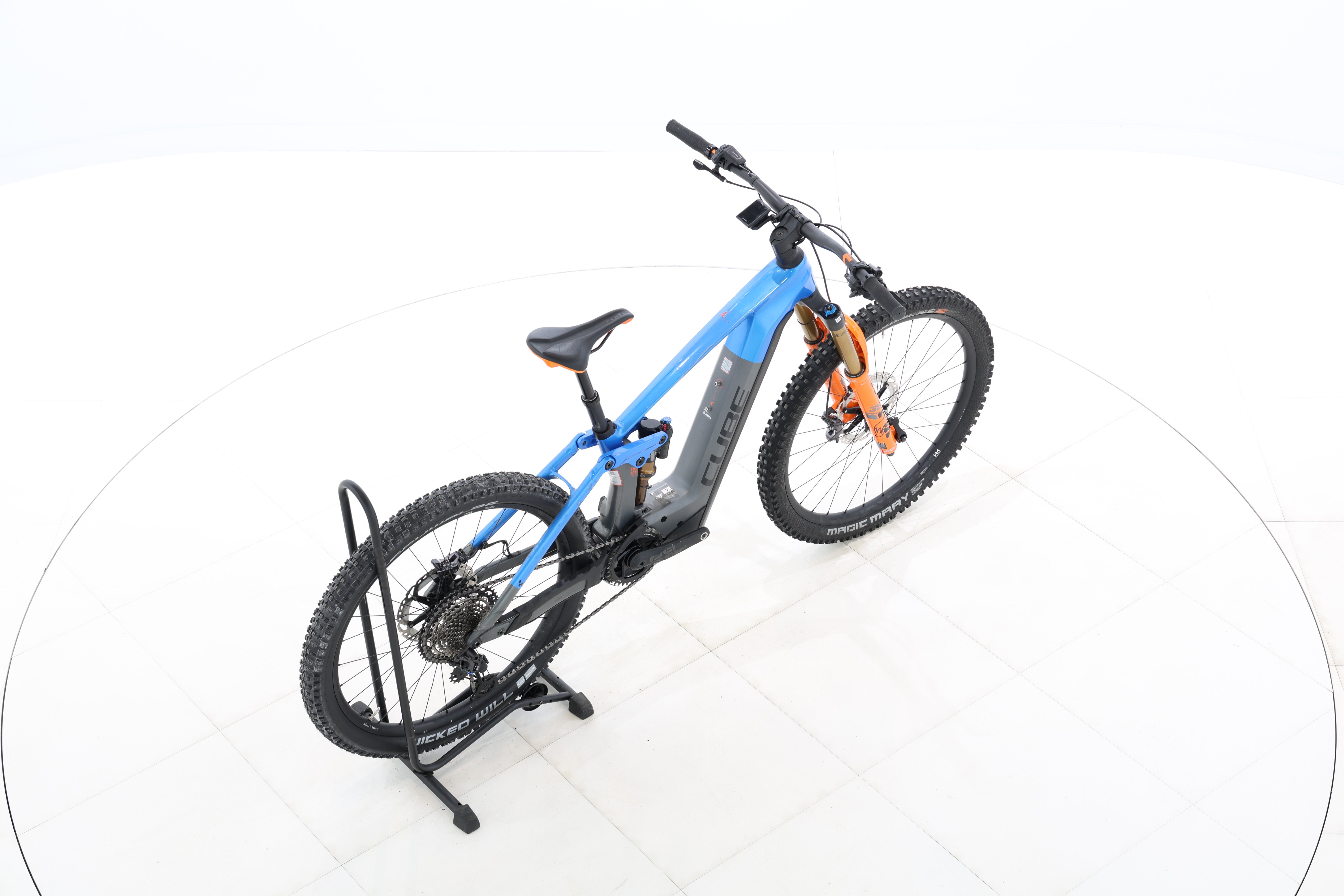 6863f2bb-73d8-4d29-9860-3f5911595d4a