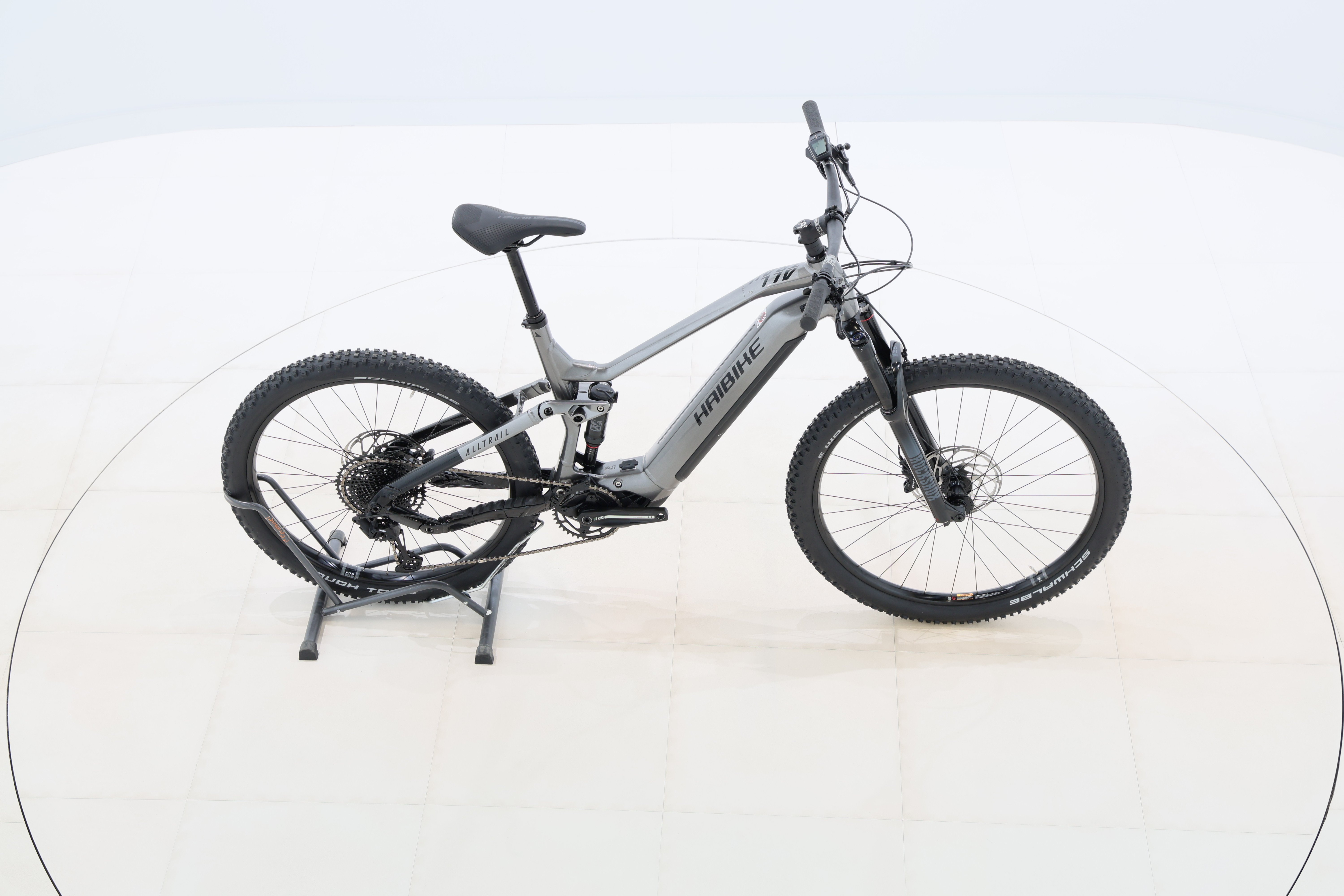 4e5cd9c2-f6fa-40f2-9dbd-16949ef8573d