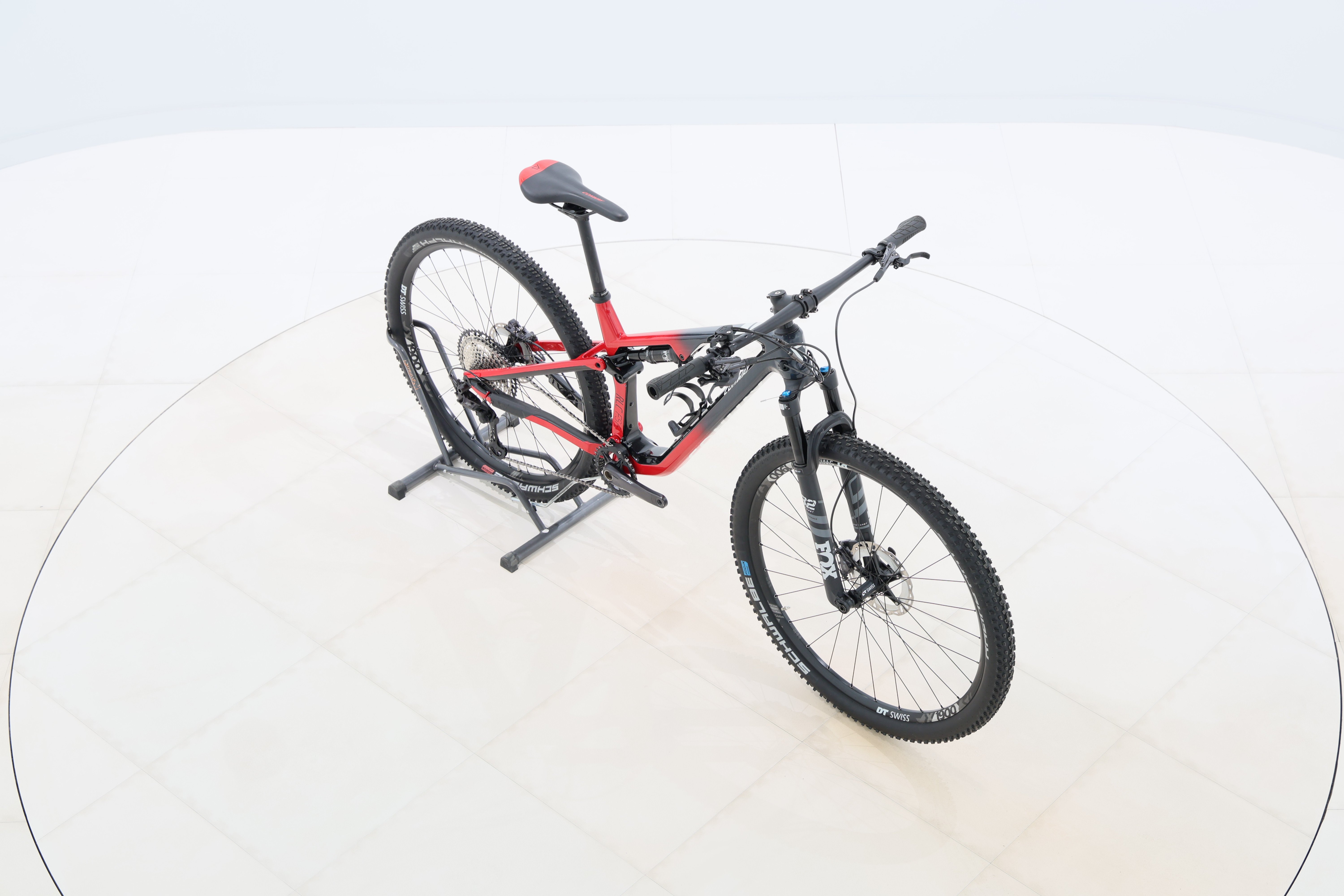 e8781c0f-0358-47e3-97f8-8d952ce5e54f