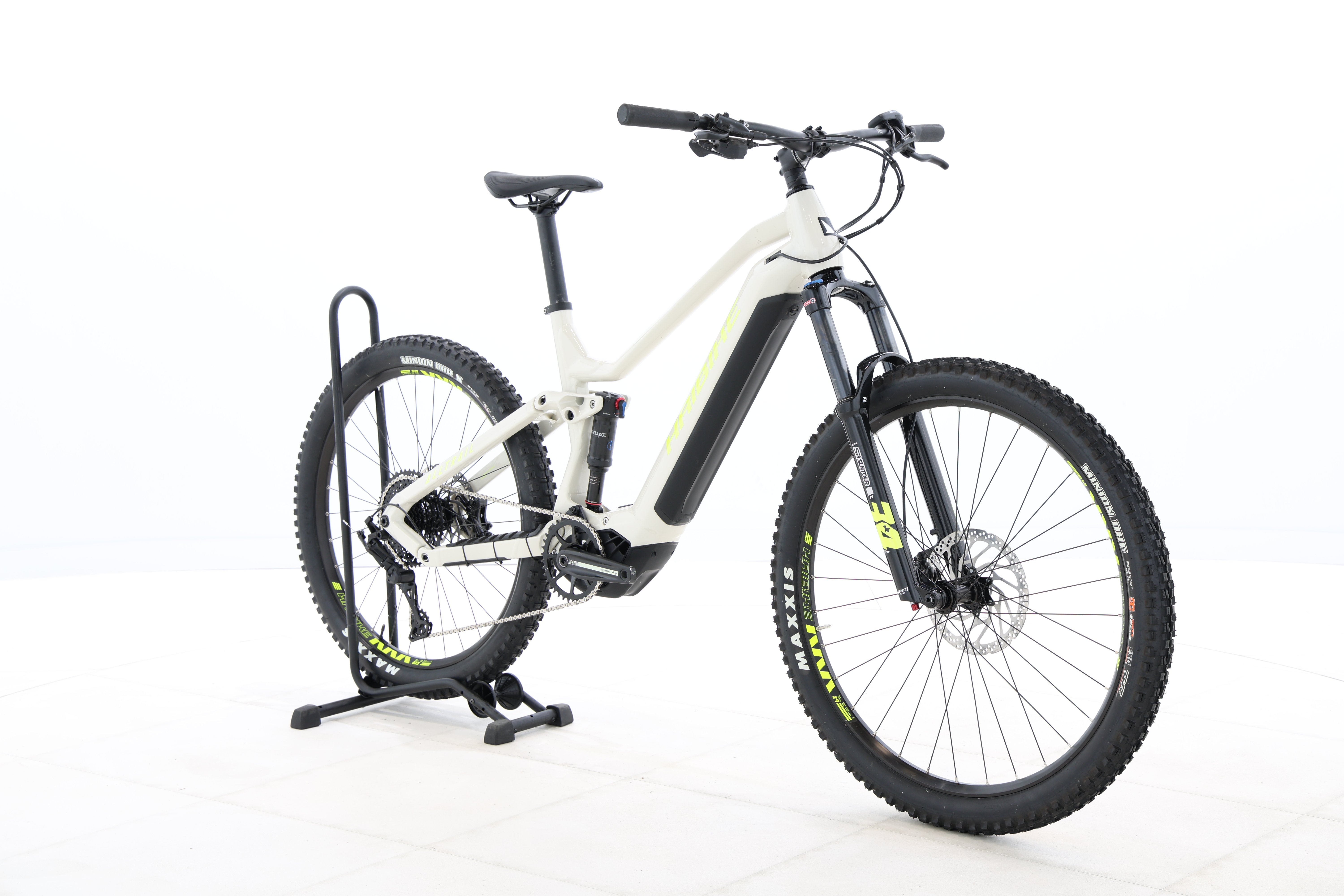 cee1b9db-ed92-428d-82c6-74c2a9137abf