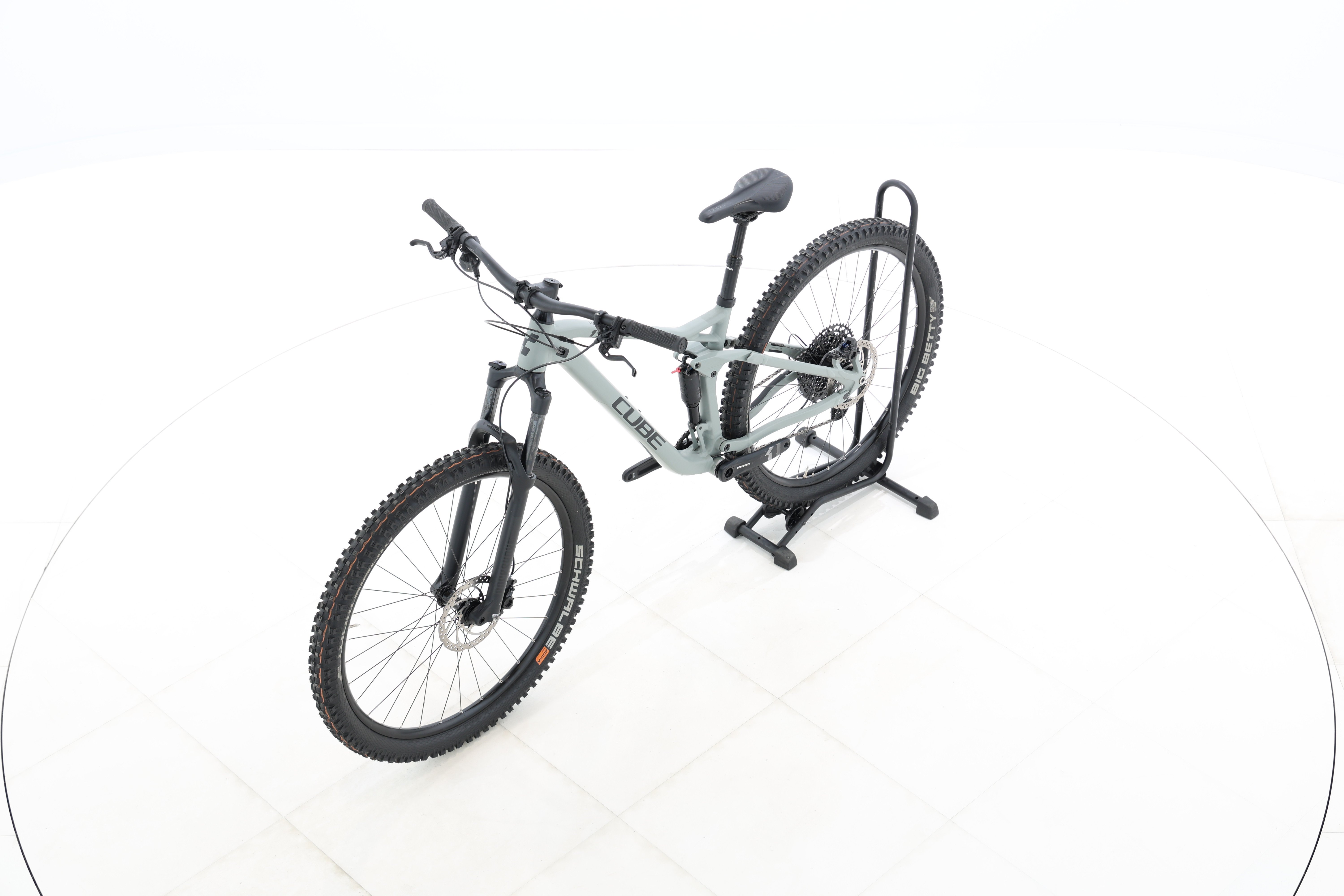 cdb9a80f-3583-4a24-916d-4dbd23459df8