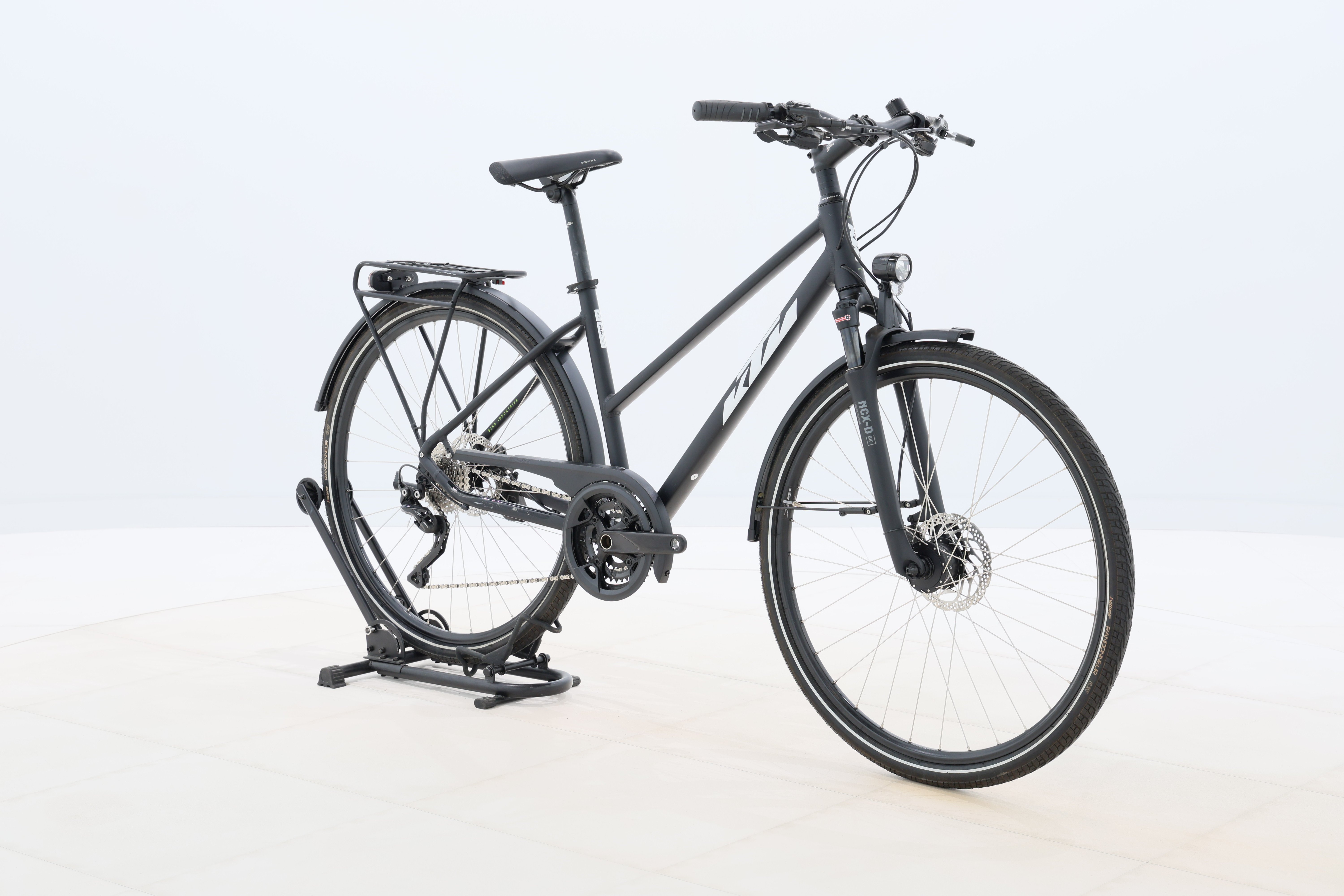 d30a0055-f723-46e1-8310-bf298216fcdf