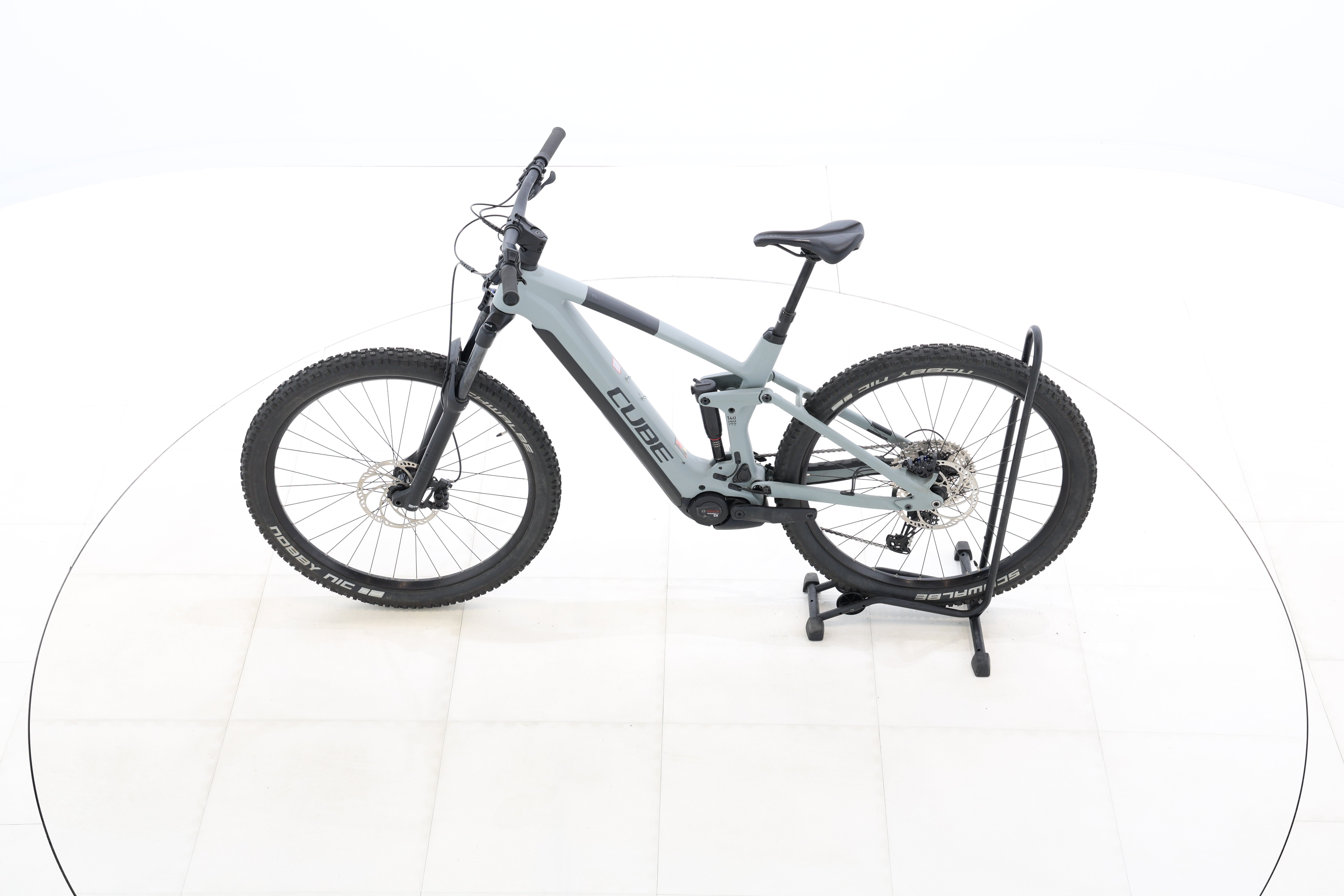 e630e7c3-f6b8-4709-b595-ee4cfbb3c4b2