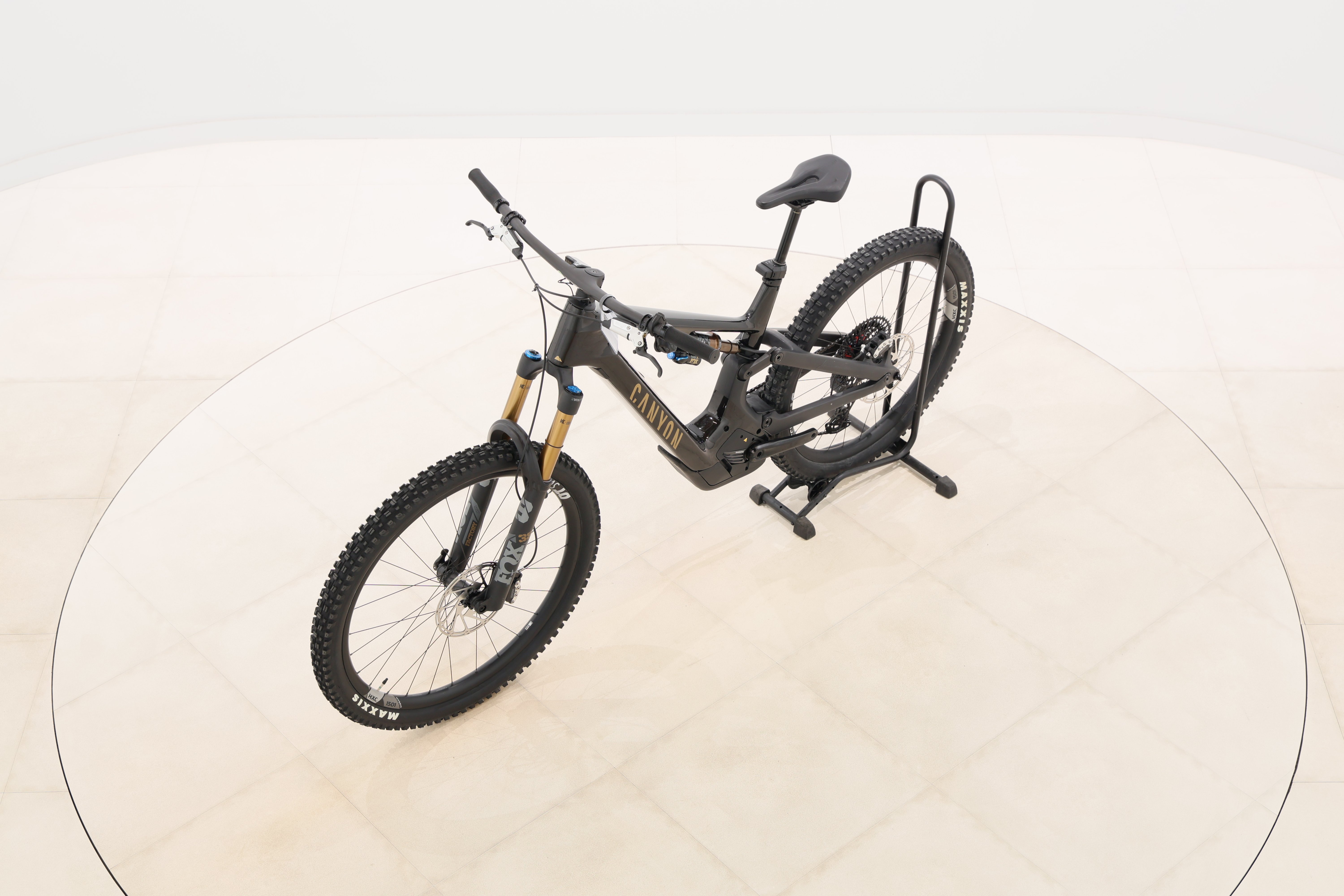 820f58f6-afc6-40f8-9c94-45612ba48e1f