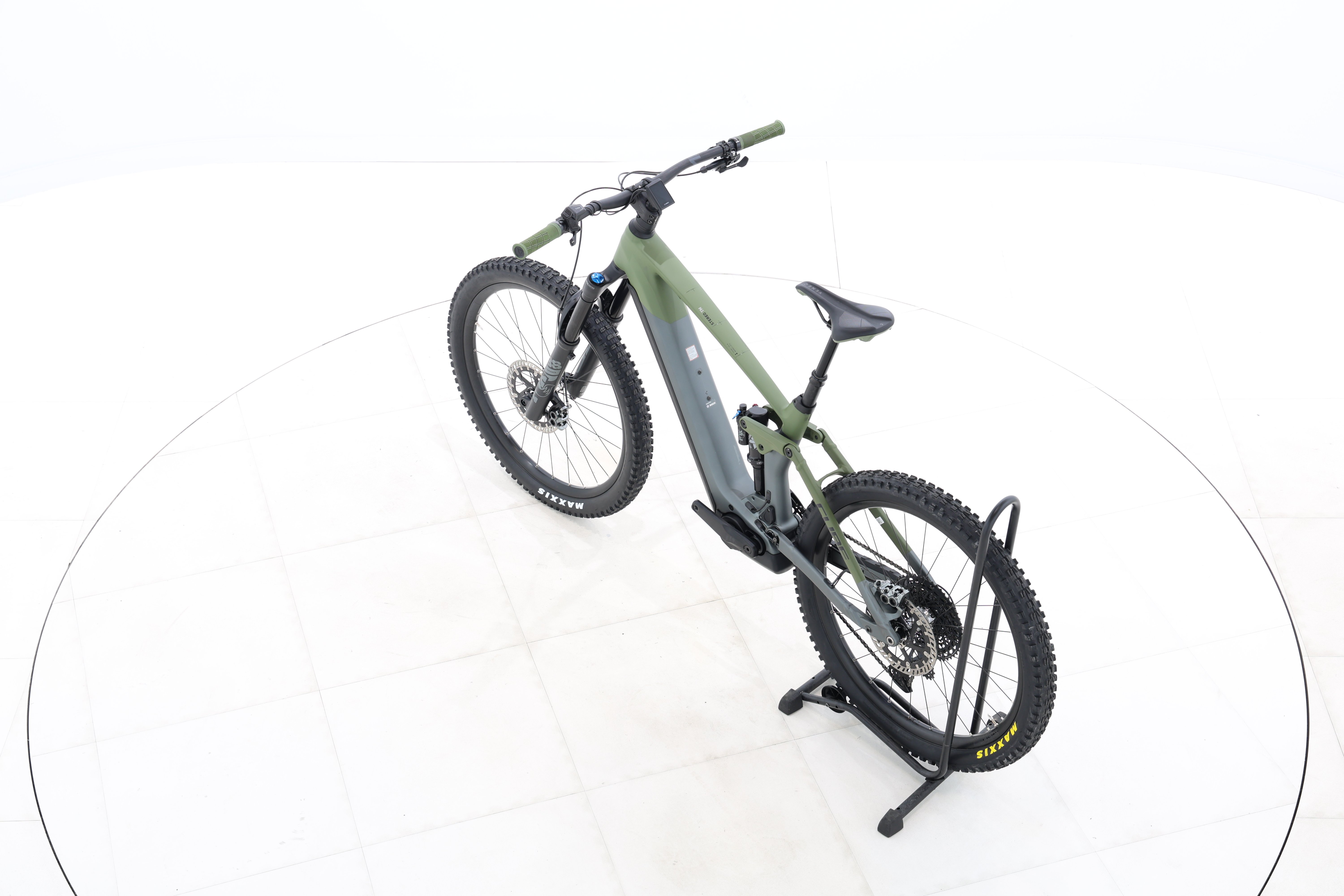 cf91e289-0afc-4bf2-b3b8-527e2f41ecbb