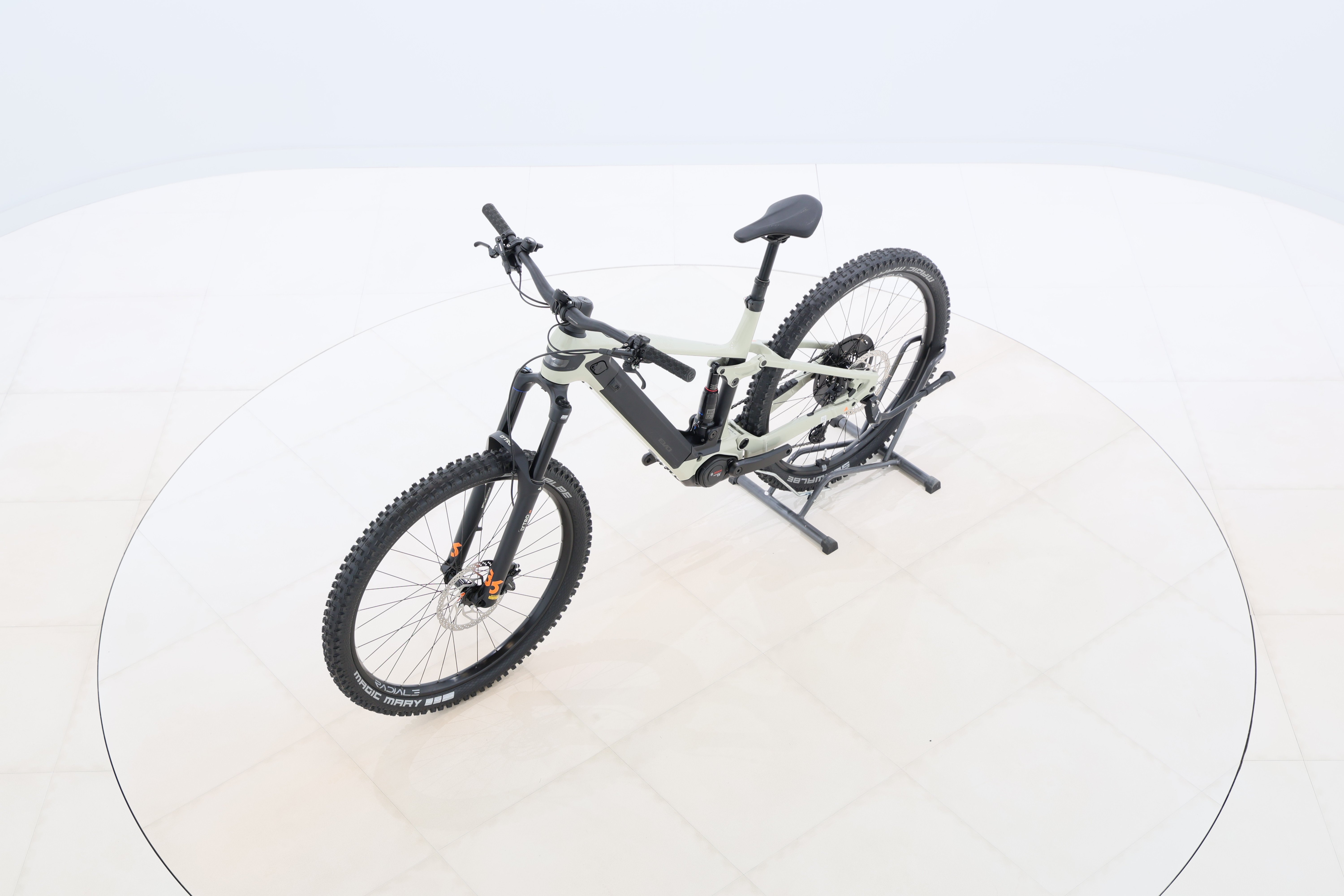 e6672654-8224-4912-ac19-cfa377001941